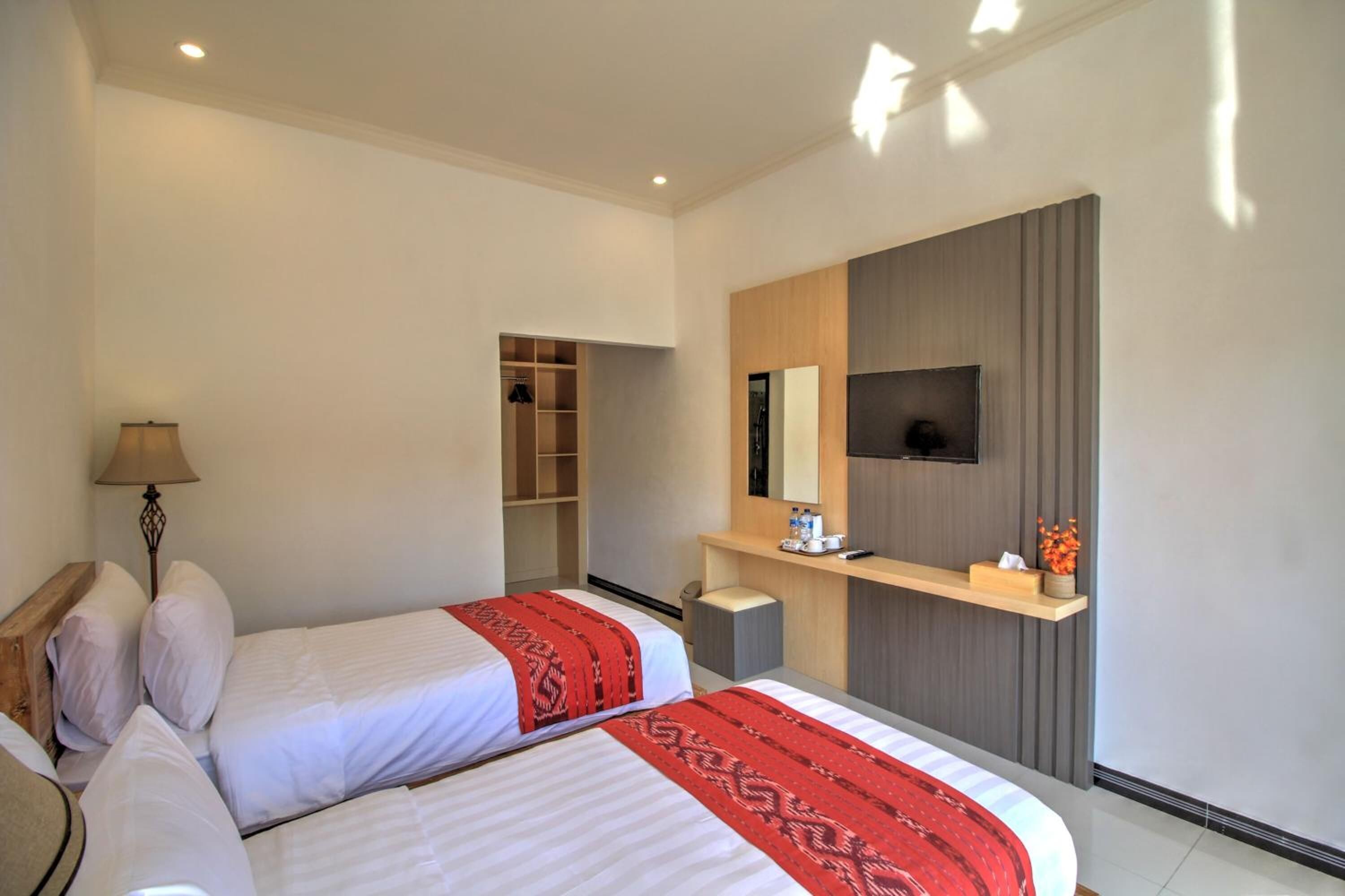 J and J Guest House