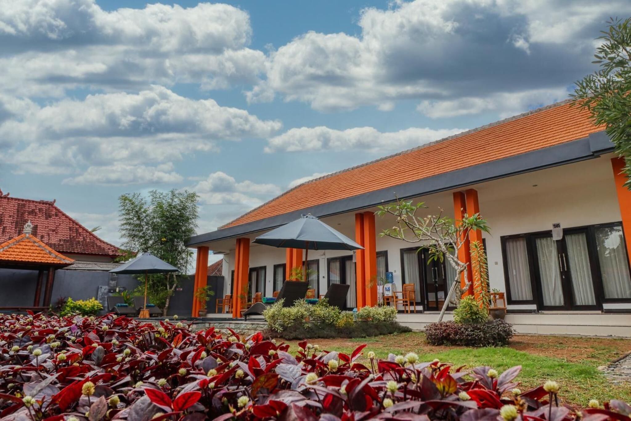 J and J Guest House