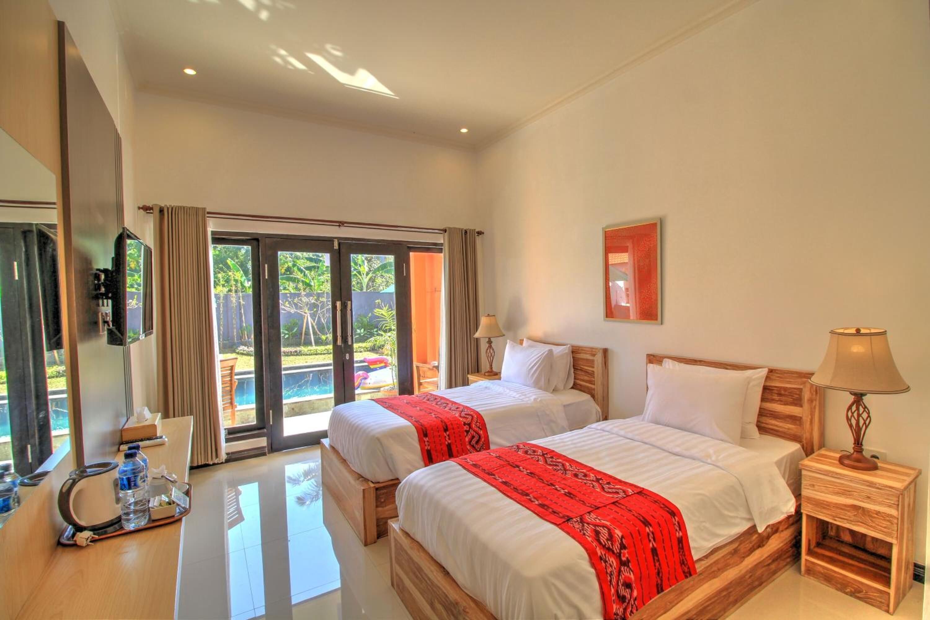 J and J Guest House