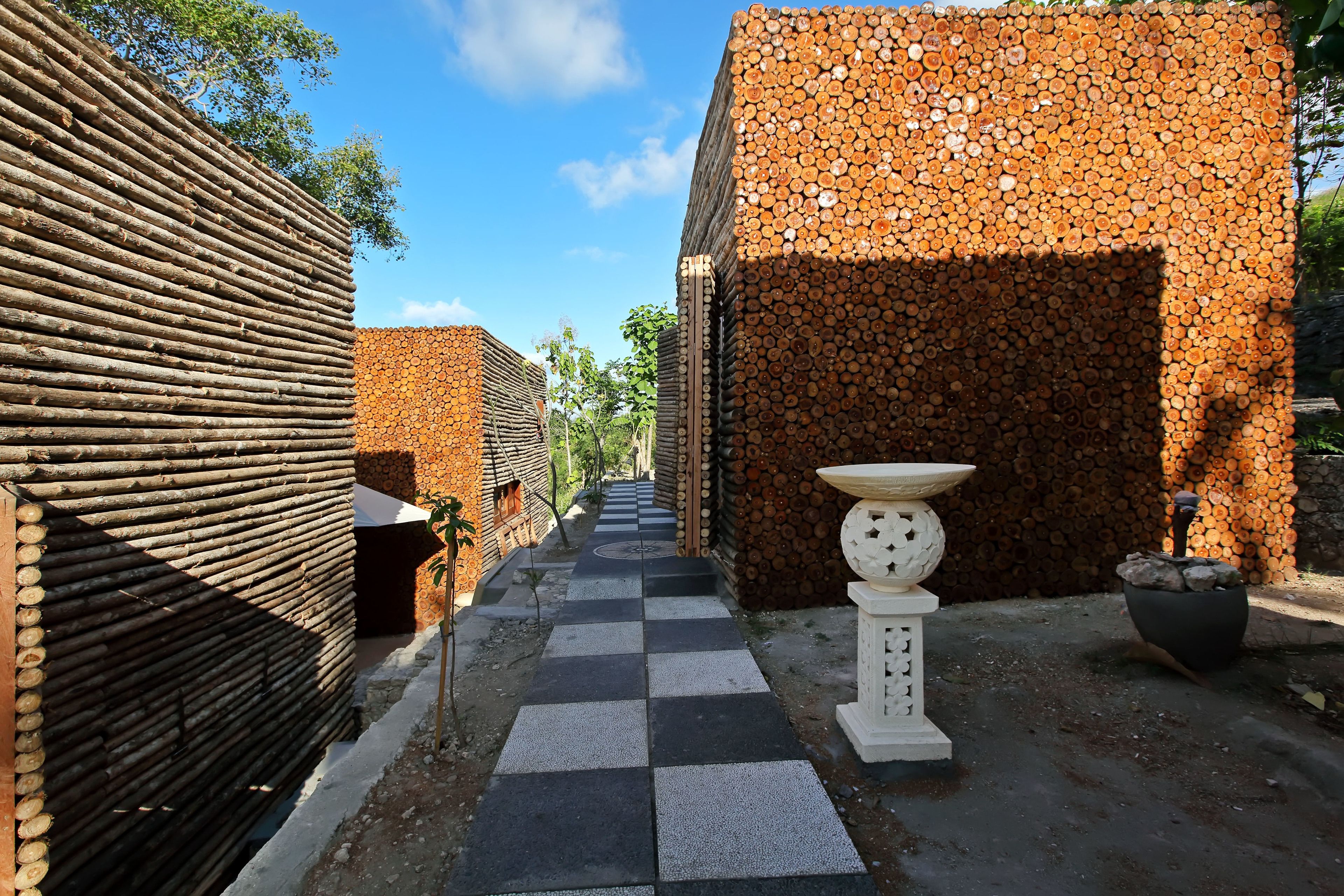 Kabeh Jati Garden Villa & Restaurant