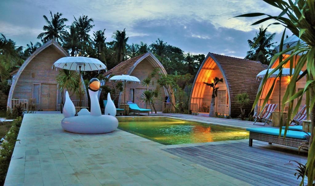 La Roja Bungalows
