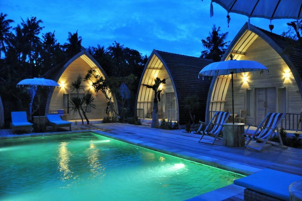 La Roja Bungalows