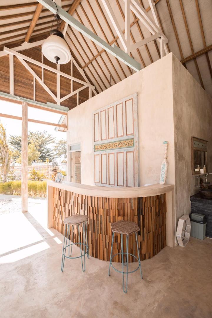 La Roja Bungalows