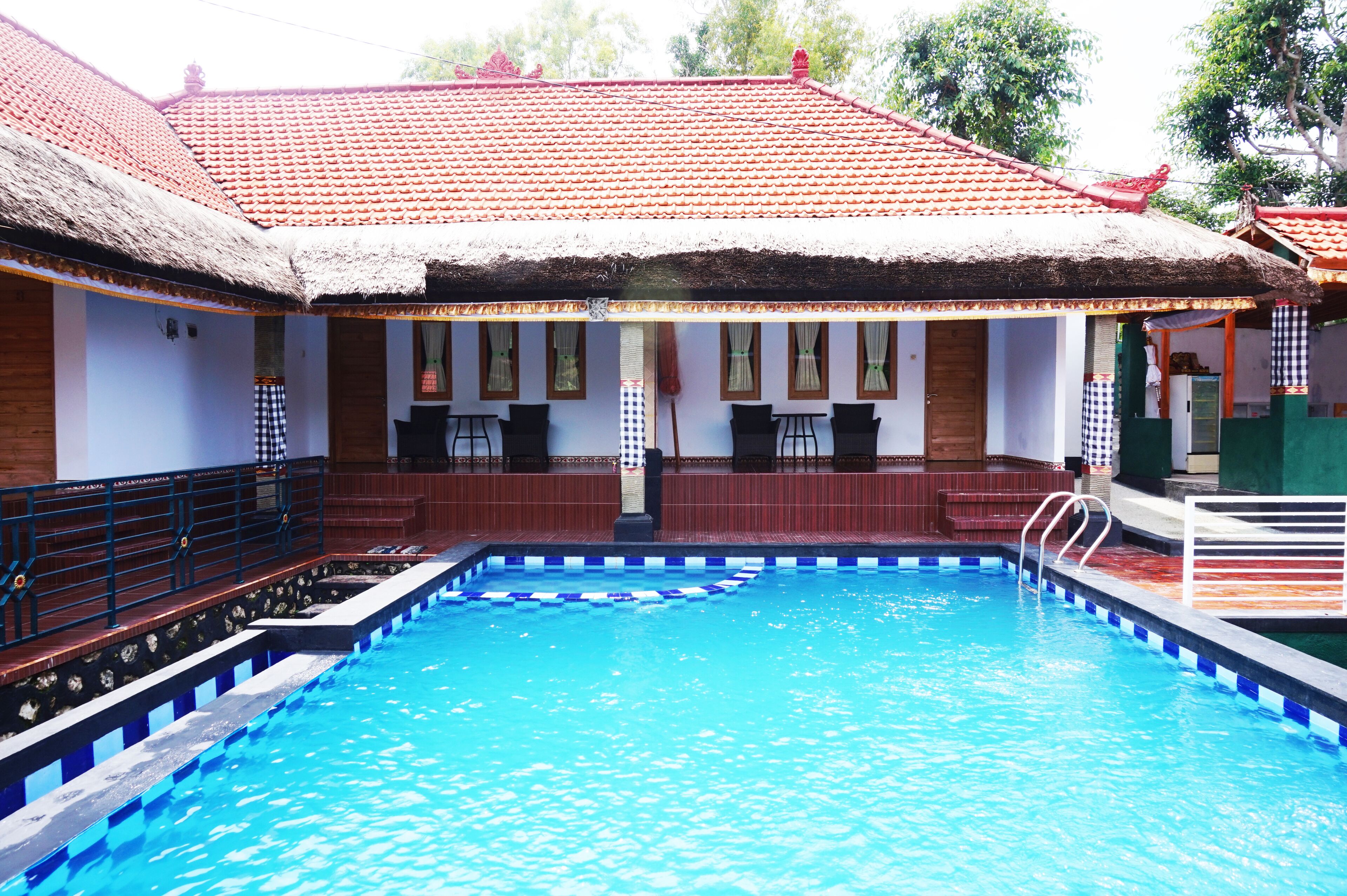 Lazia Corner Hills