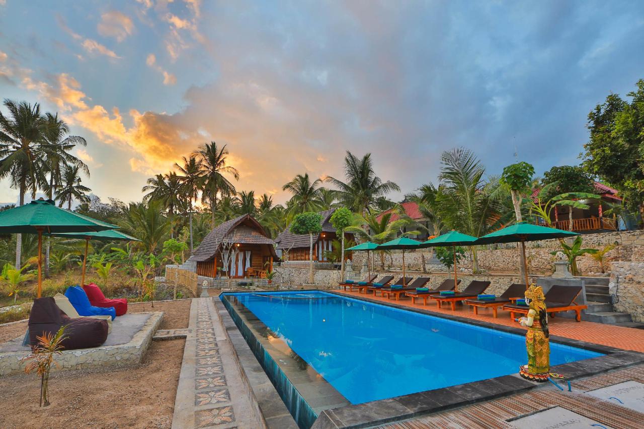Mamaras Guest House