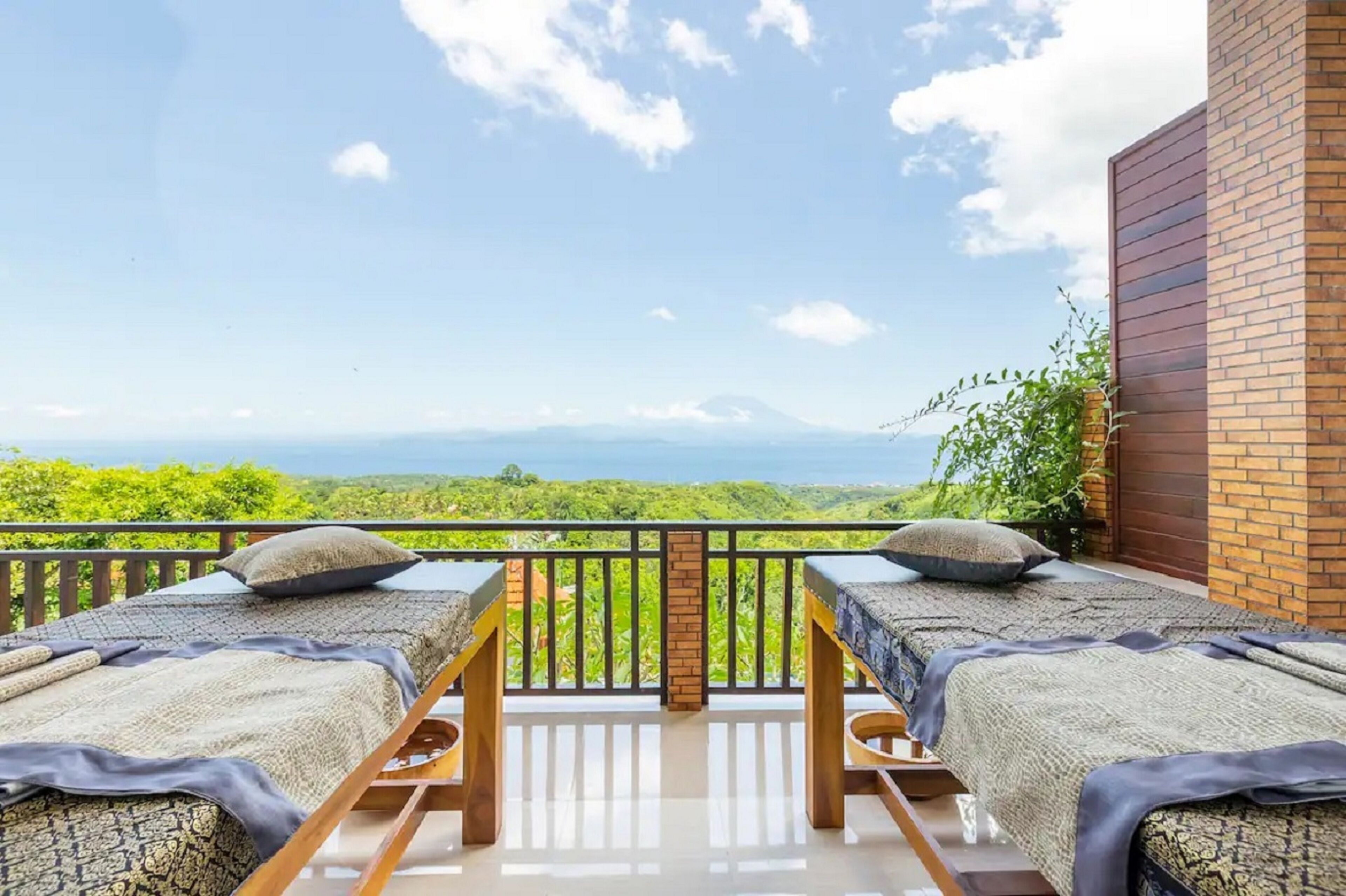 Mere Sea View Resort & Spa Nusa Penida