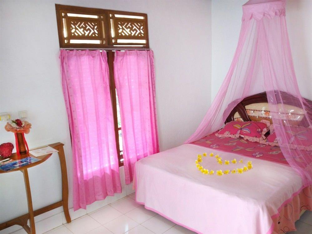 Nusa Garden Bungalow