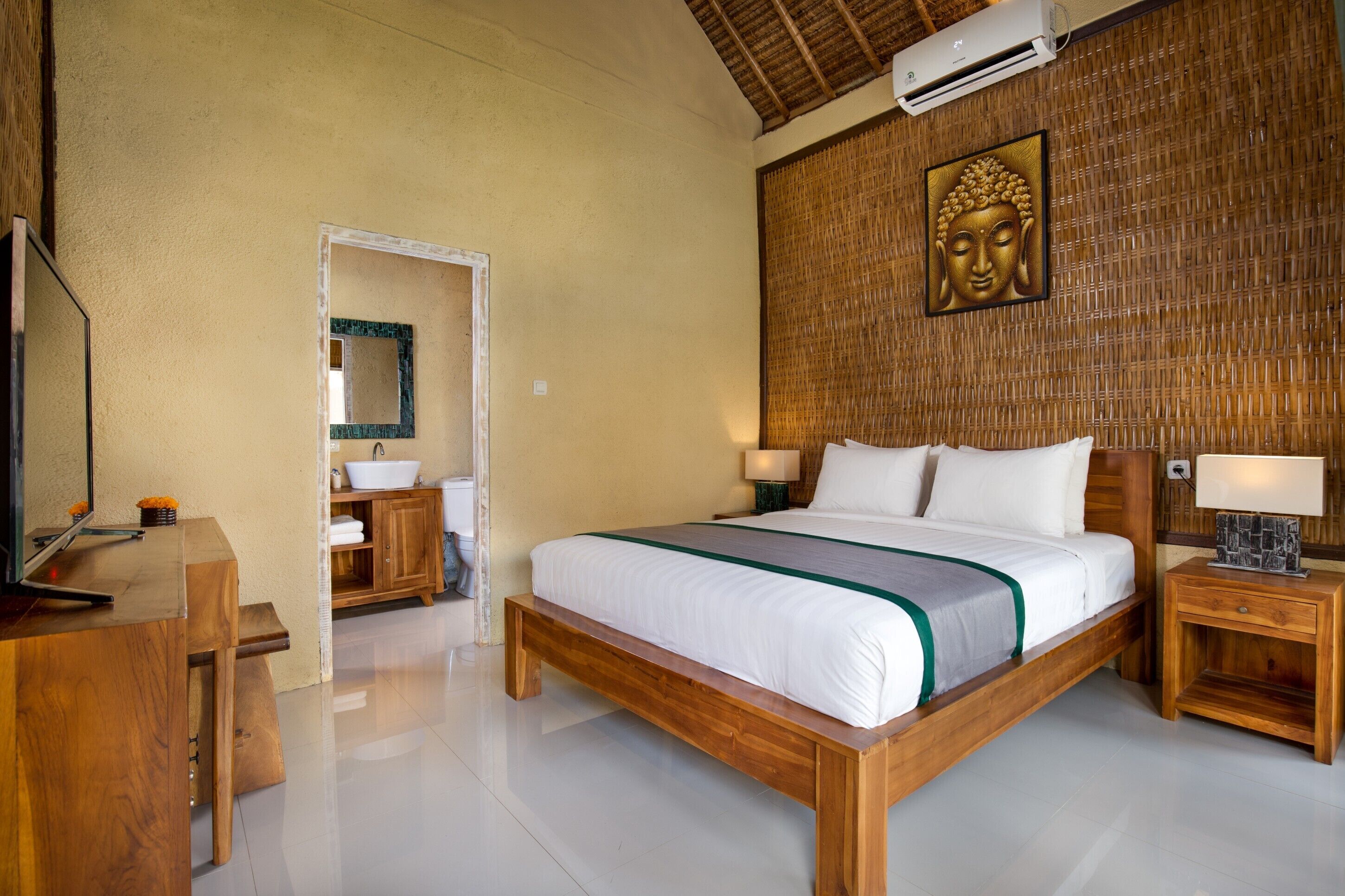 Nusa Majesty Bungalow