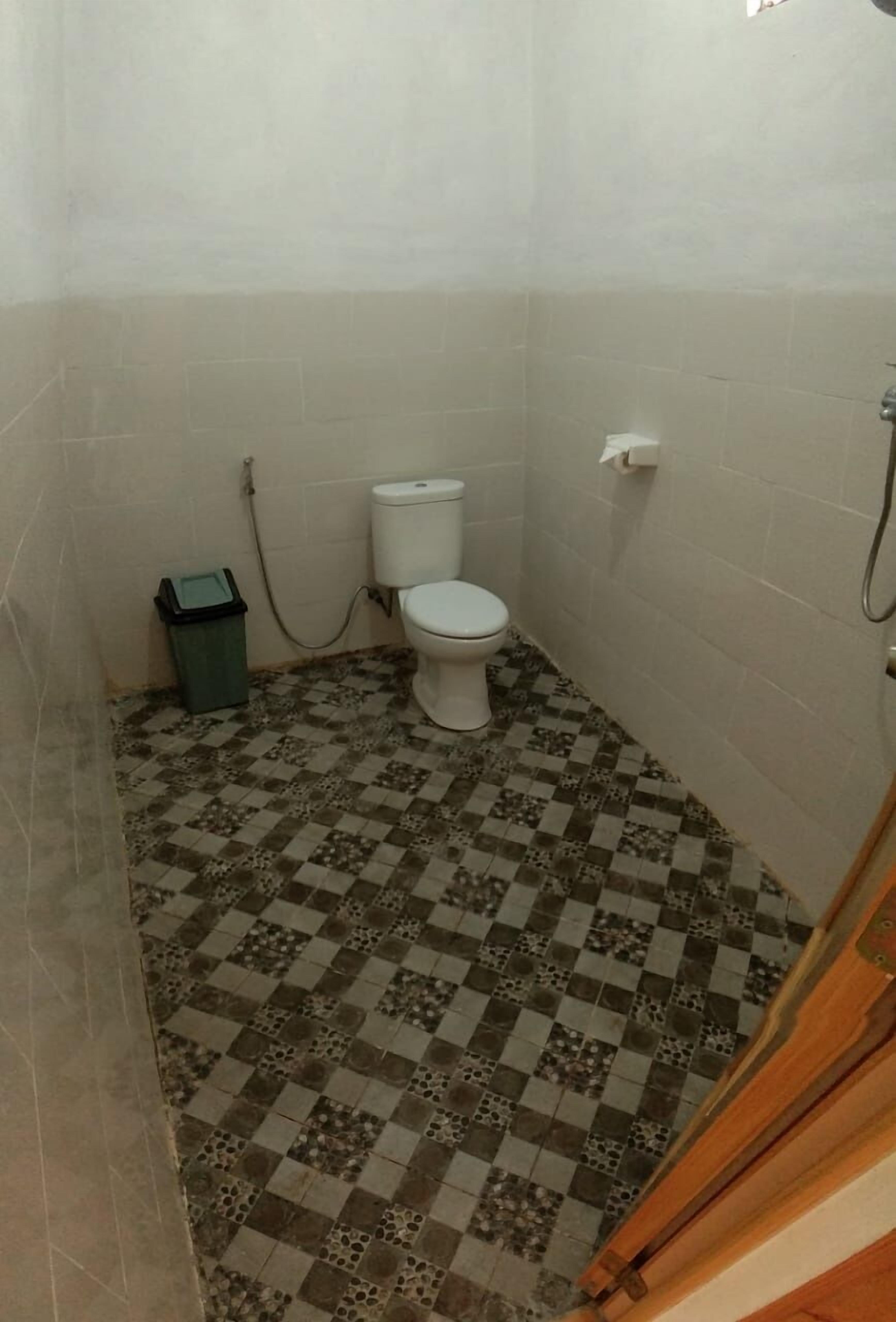 Peaceful Penida Hill Bungalow