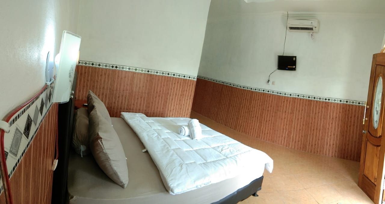 Peaceful Penida Hill Bungalow