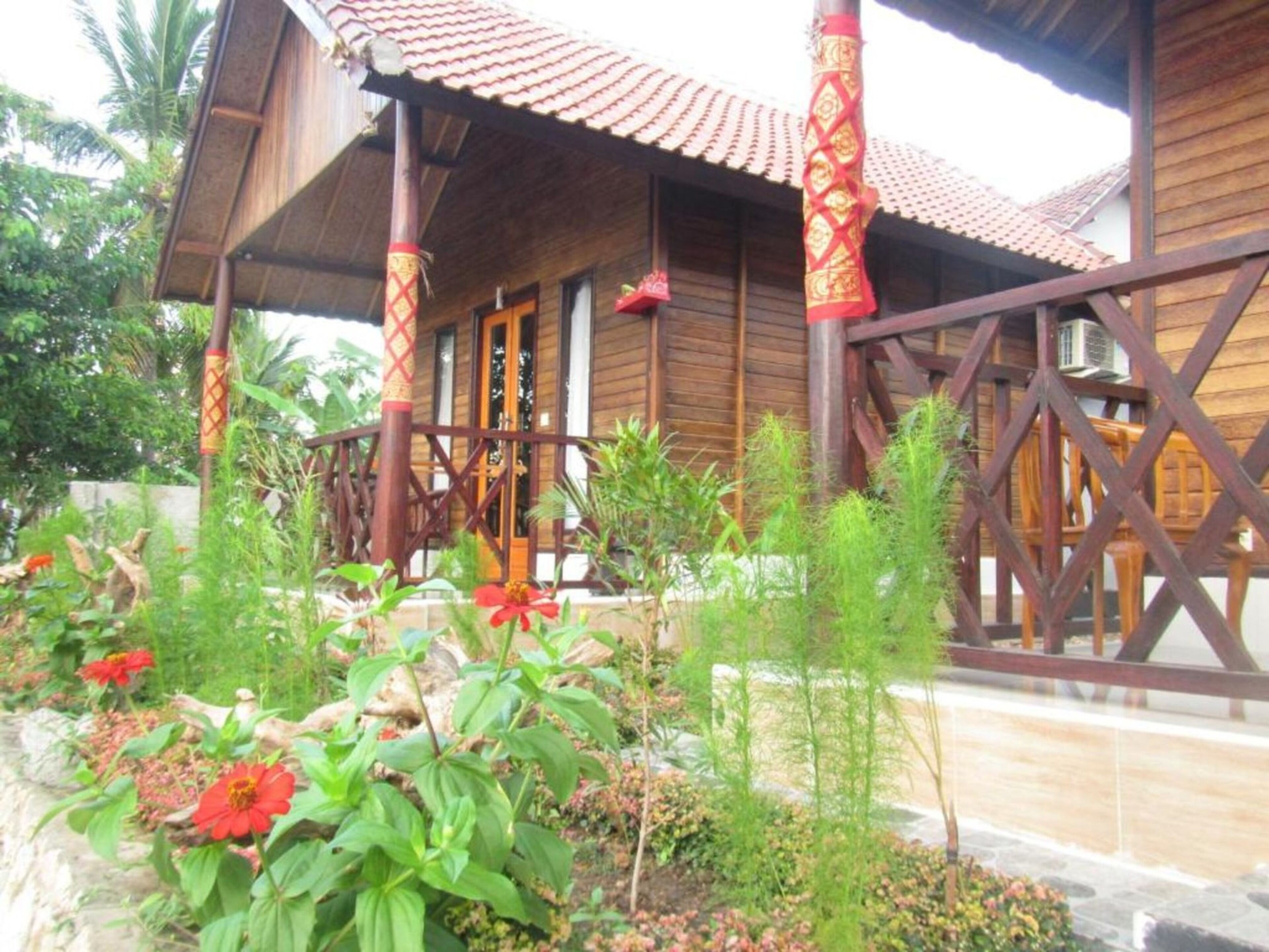 Crystal Bay Bungalows