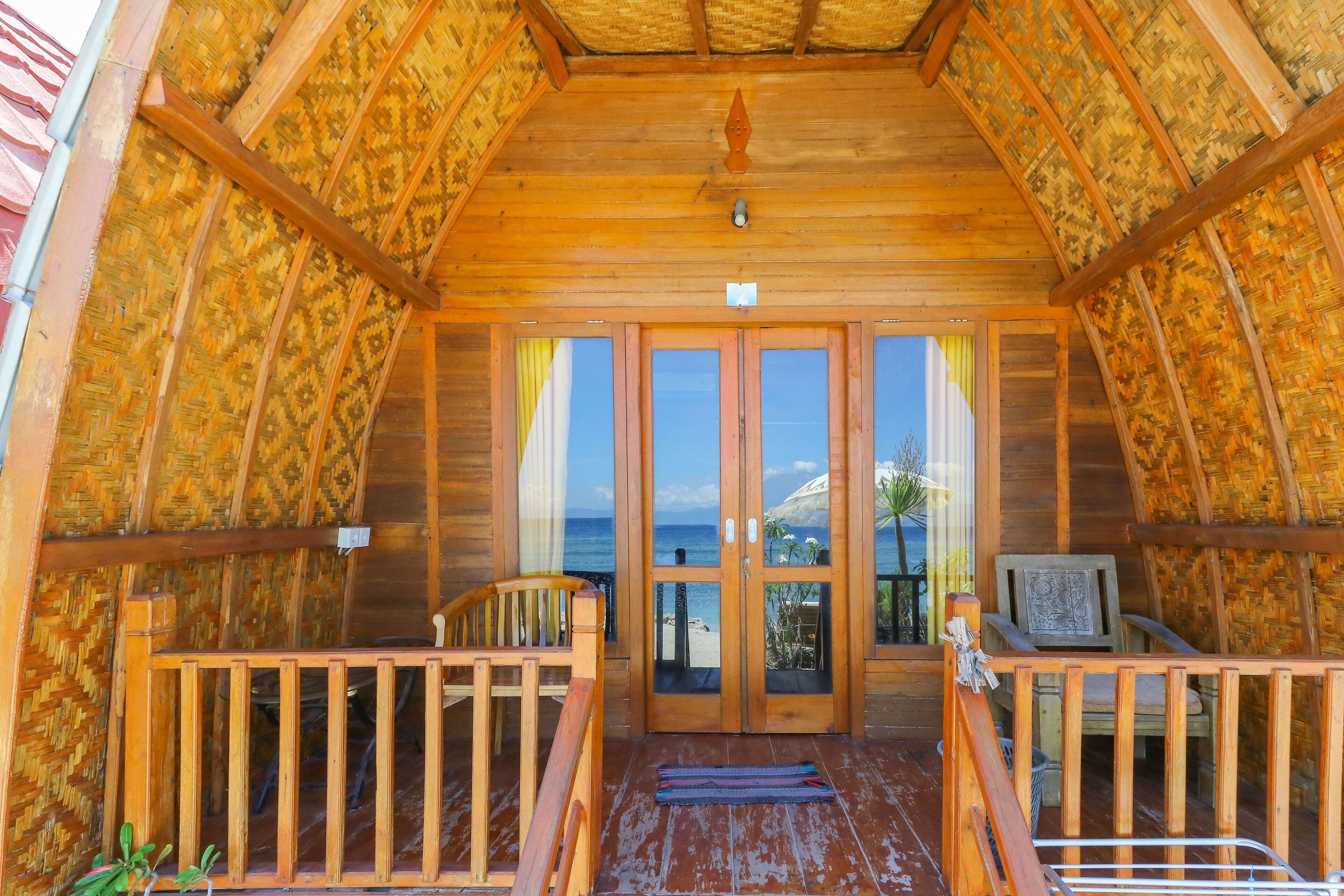 Road Beach Homestay