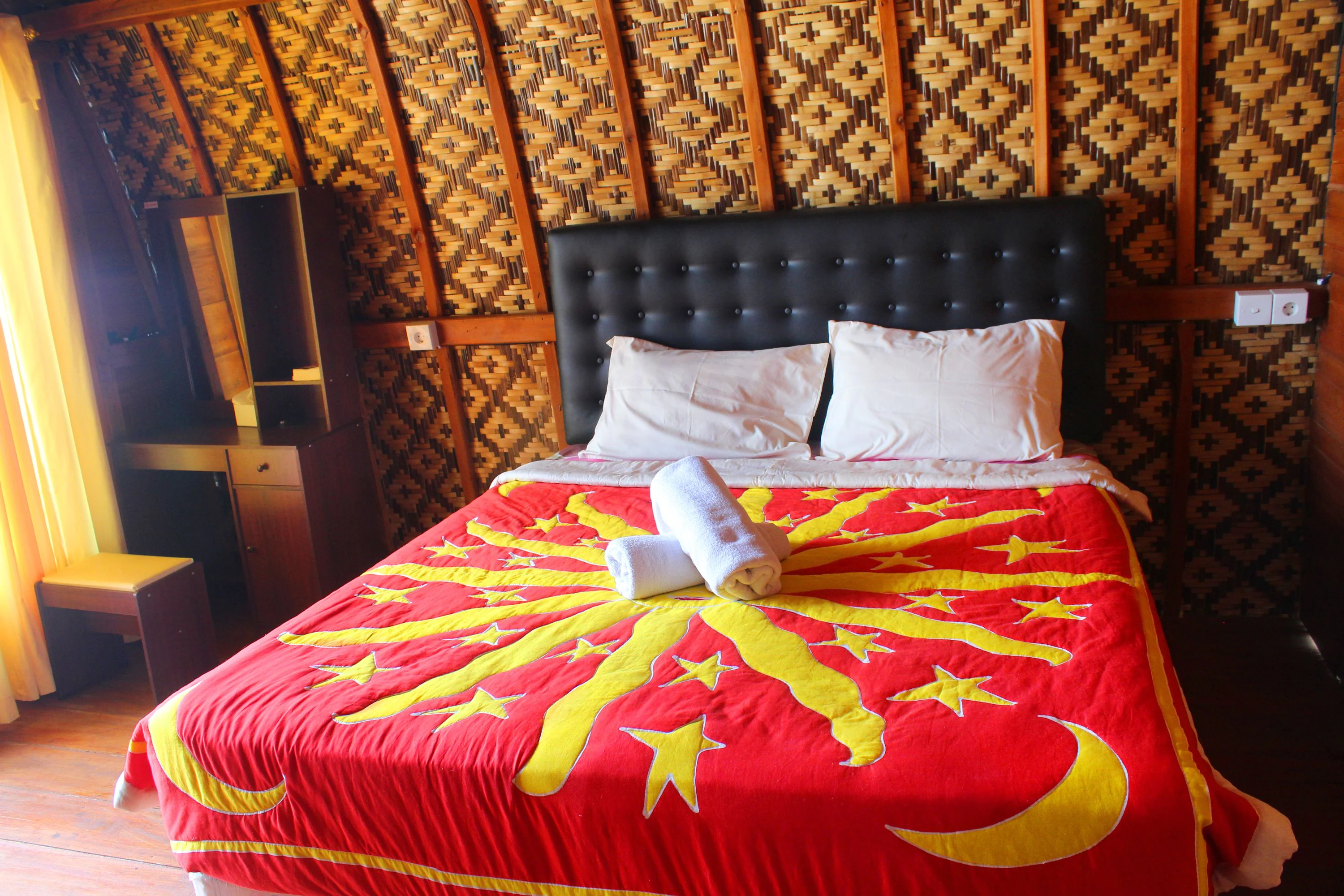 Road Beach Homestay