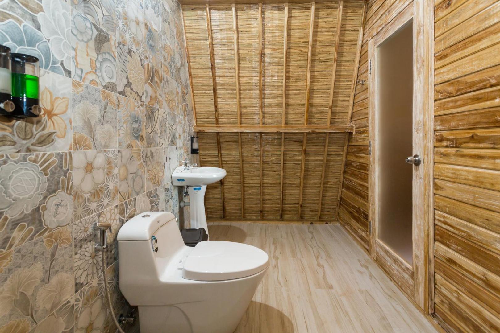 The Dewi Sun Sun Suite