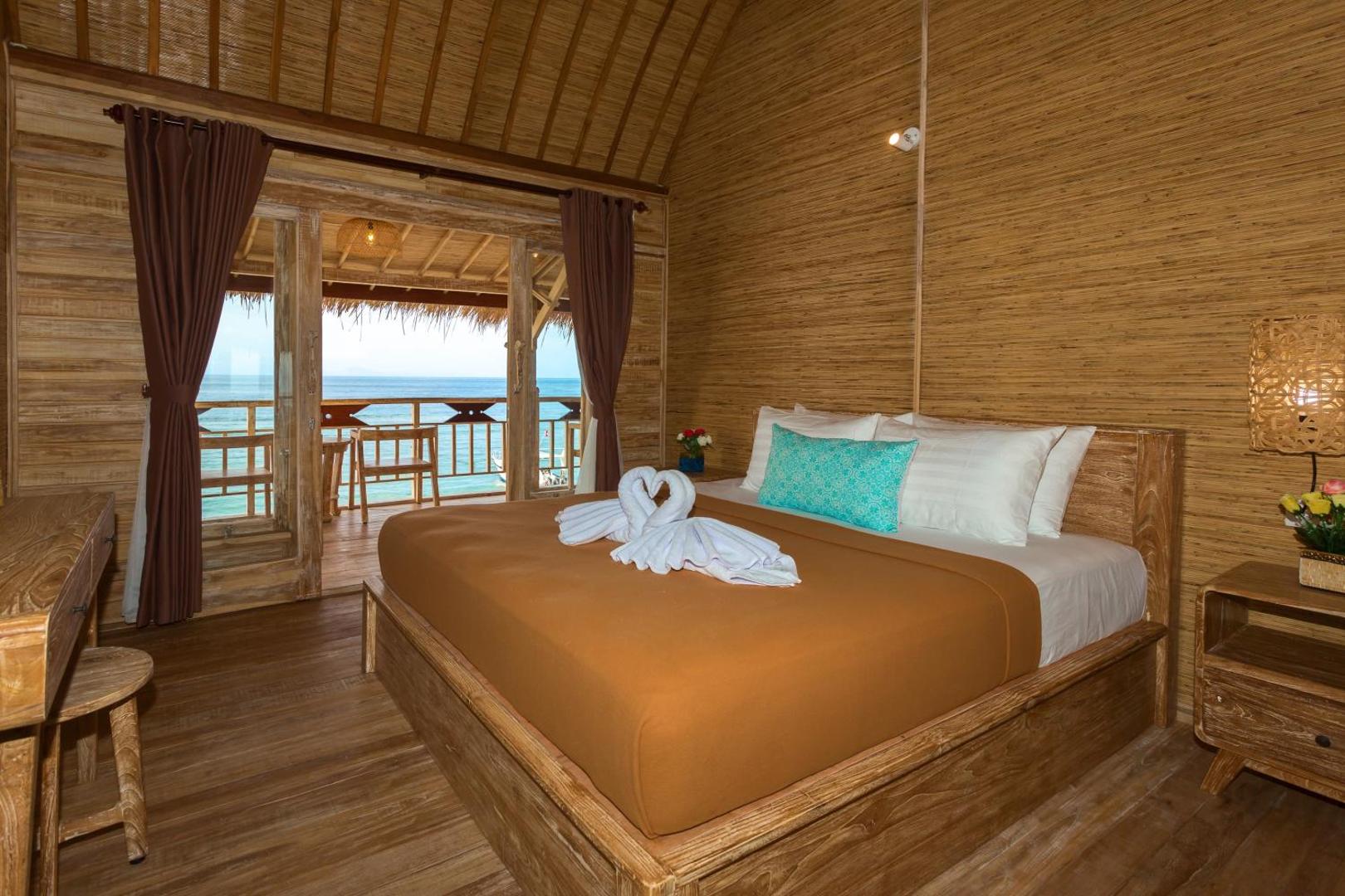 The Dewi Sun Sun Suite