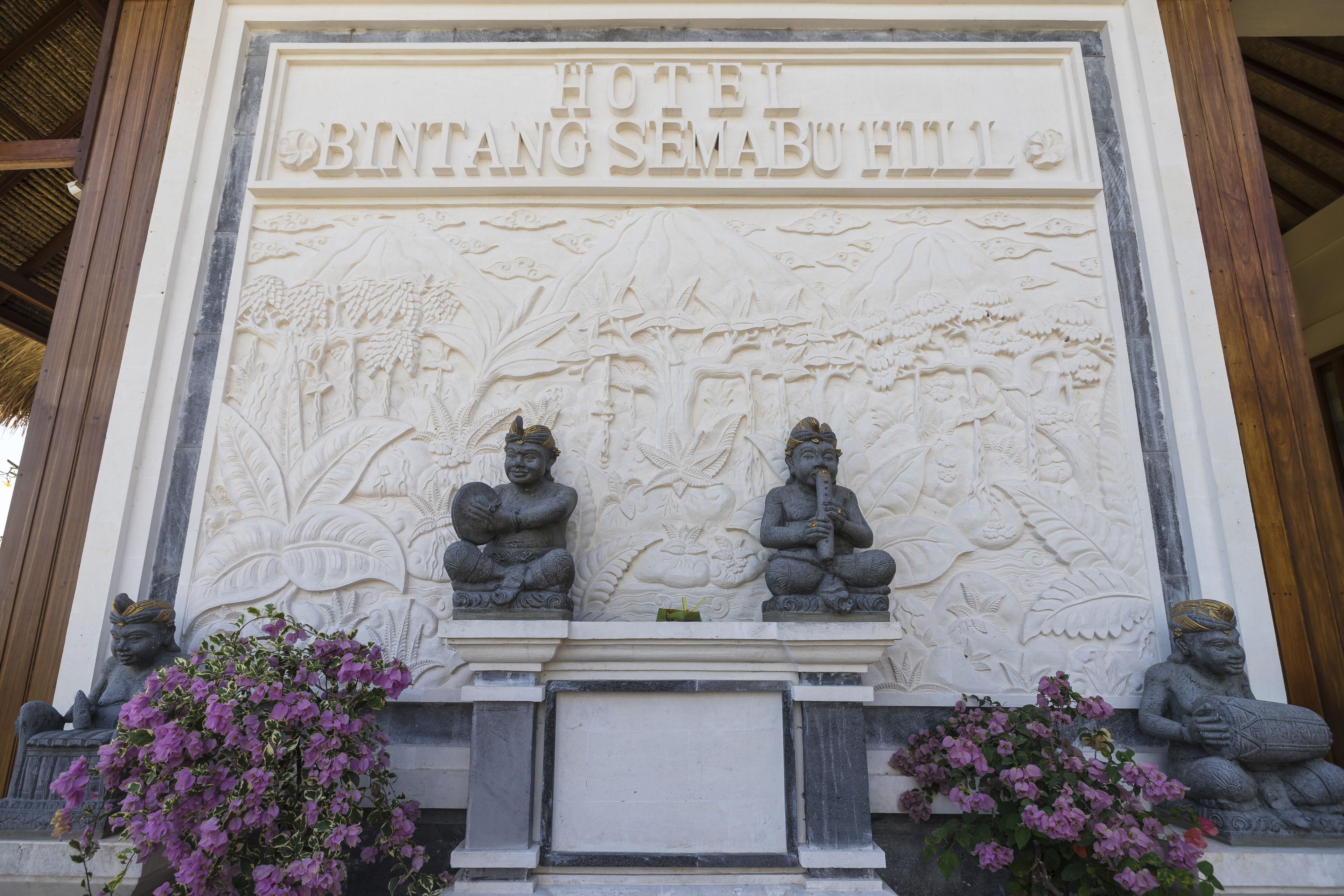 Semabu Hills Hotel Nusa Penida - Bali