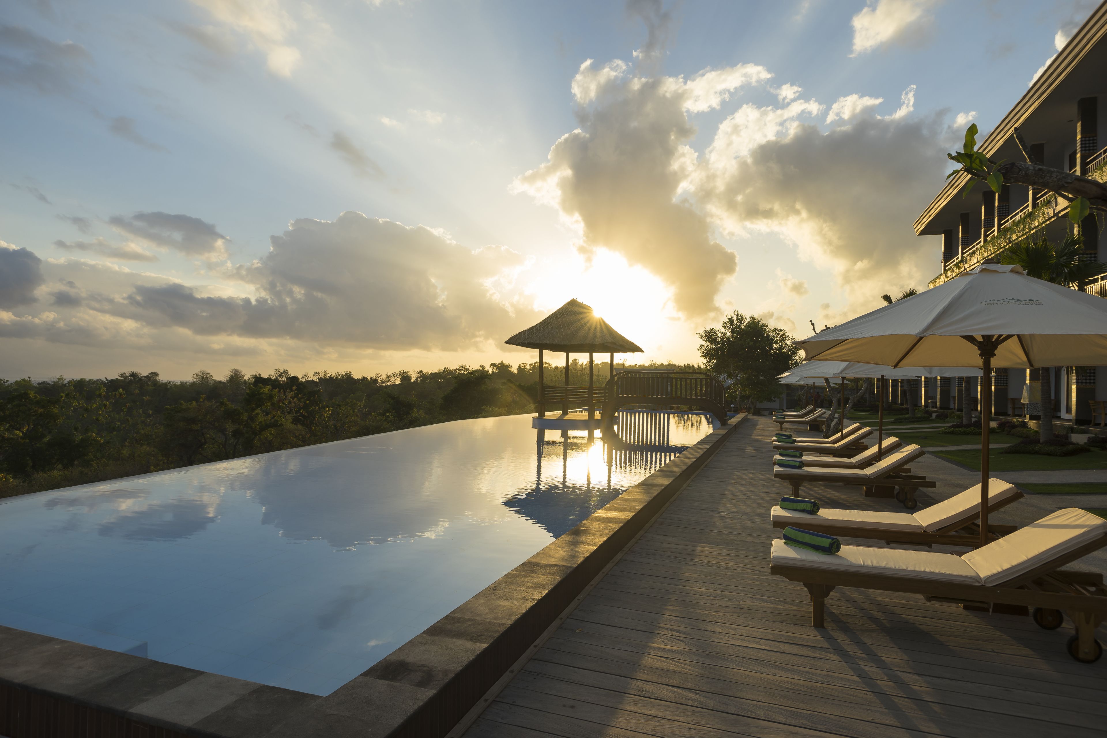 Semabu Hills Hotel Nusa Penida - Bali