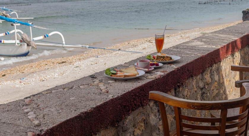 Swan Beach Inn