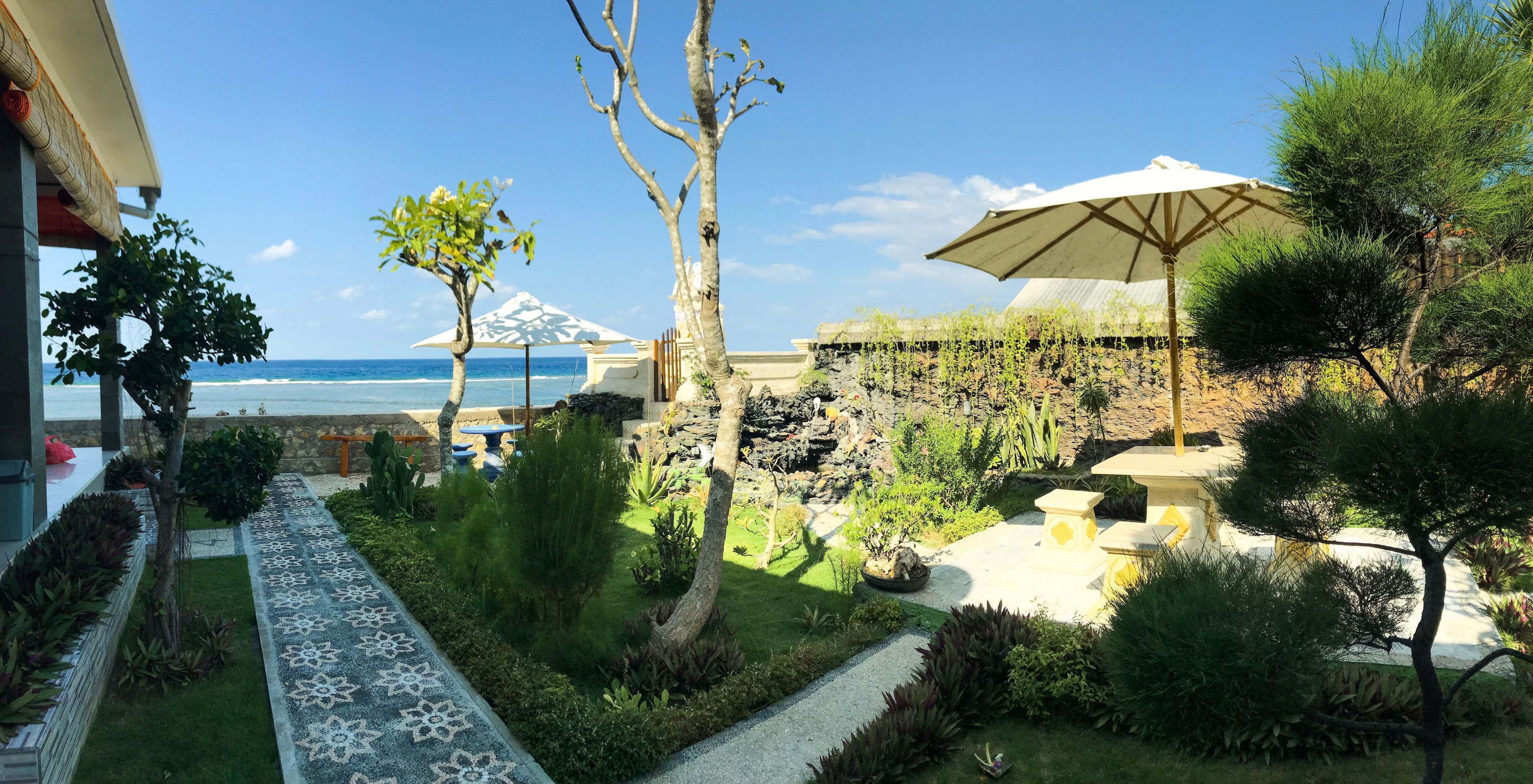 Swan Beach Inn