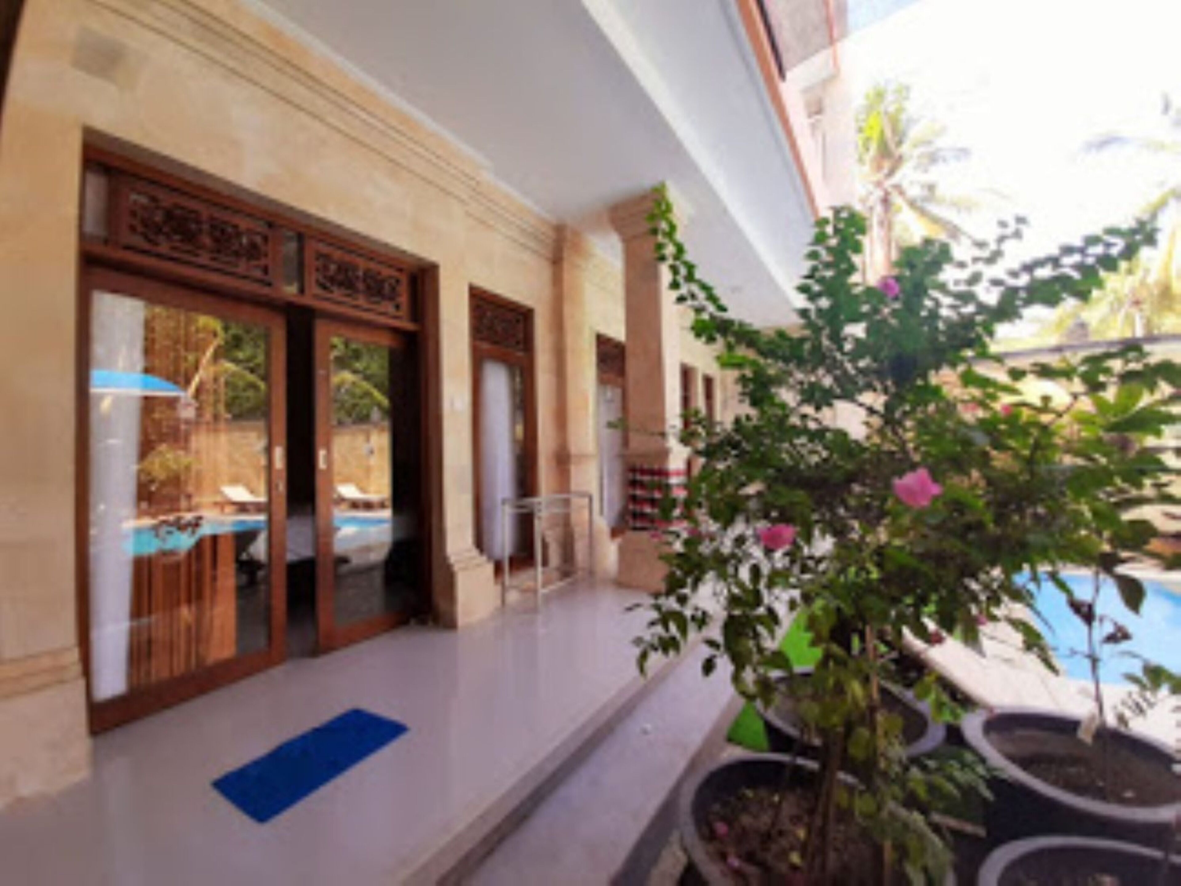 Bali 85 Beach Inn
