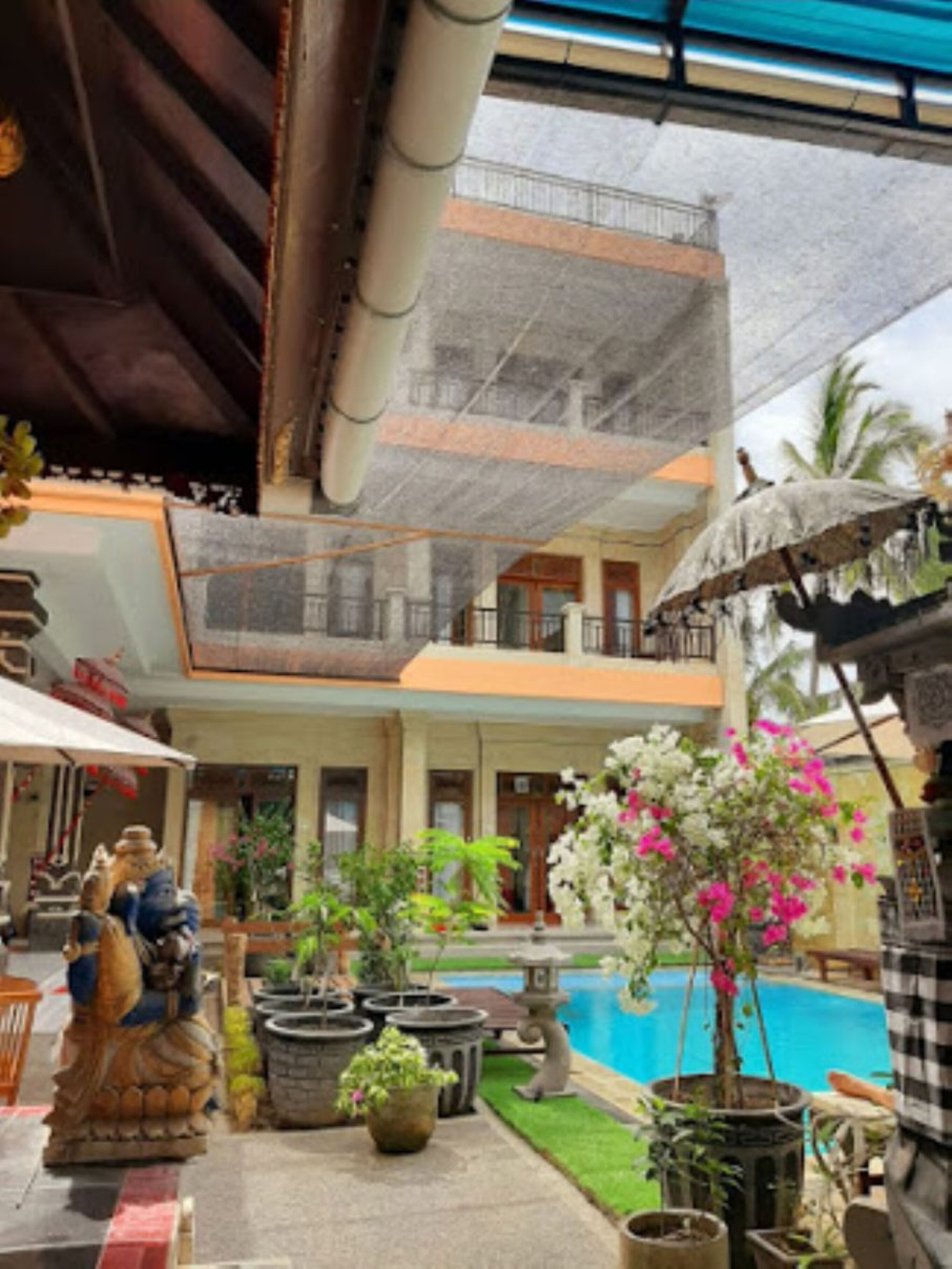 Bali 85 Beach Inn
