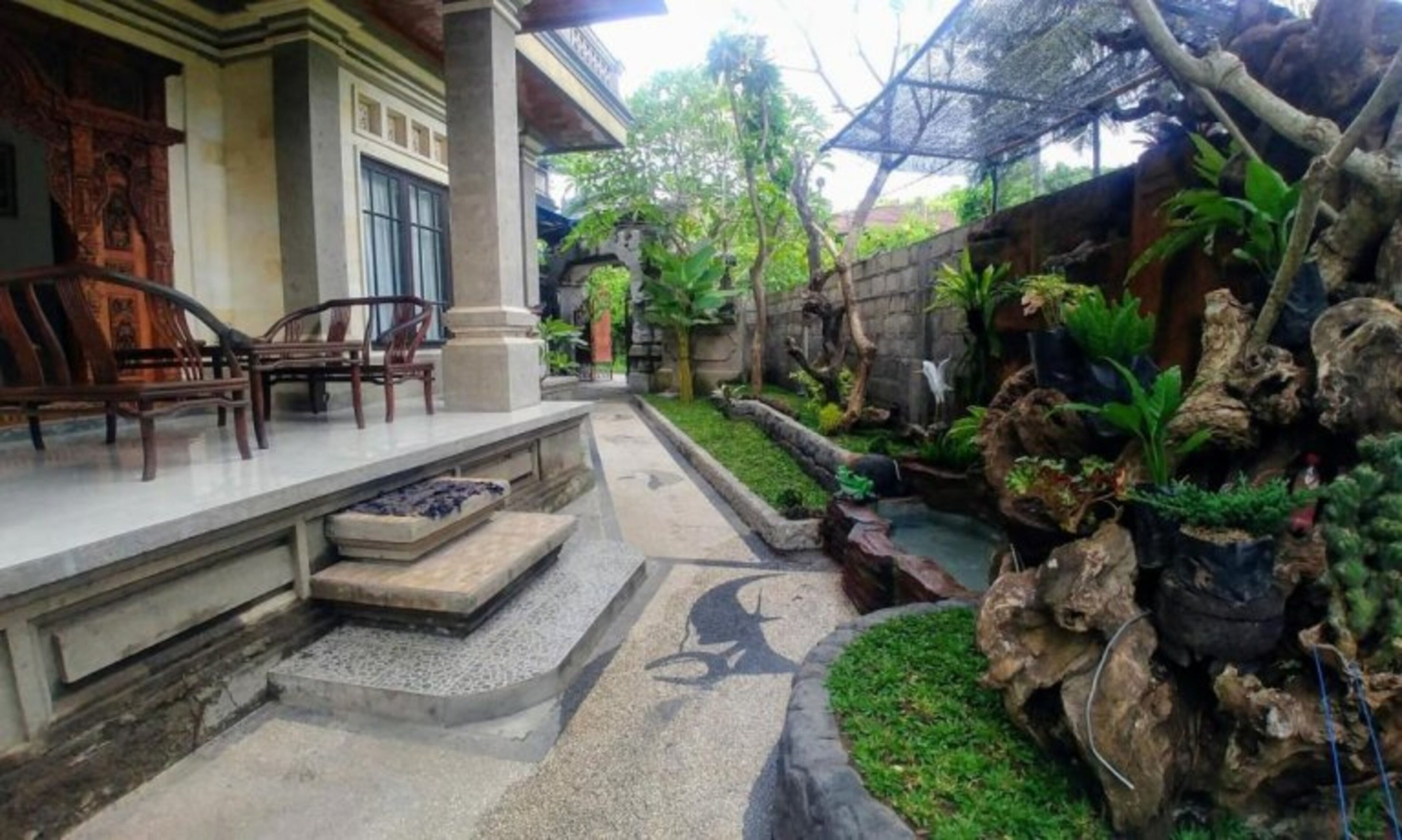 Bali 85 Beach Inn