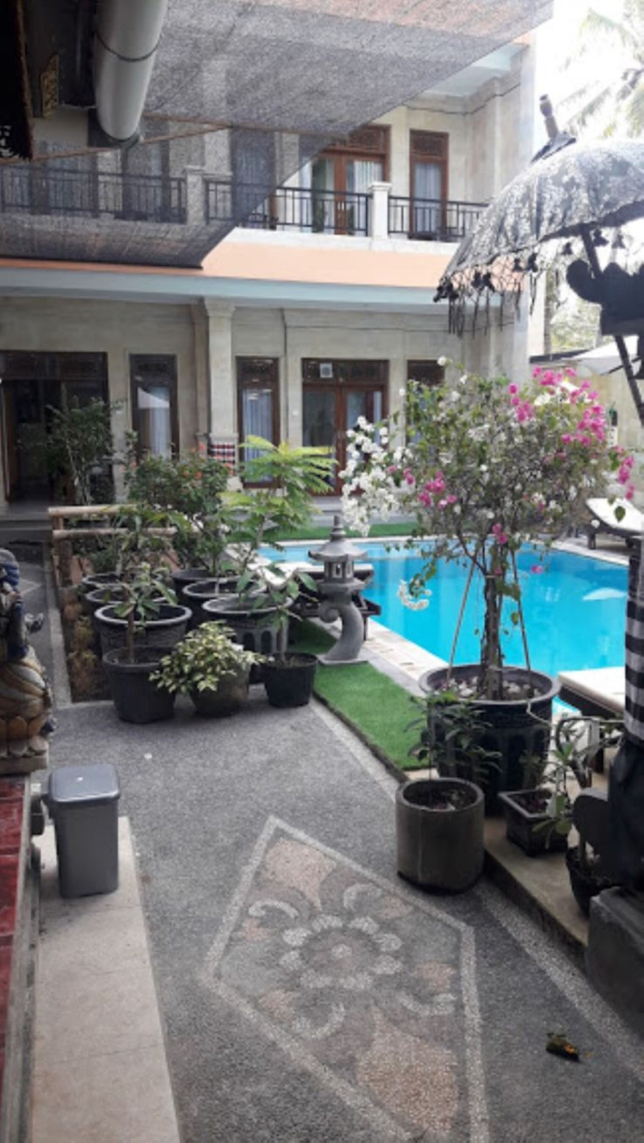 Bali 85 Beach Inn