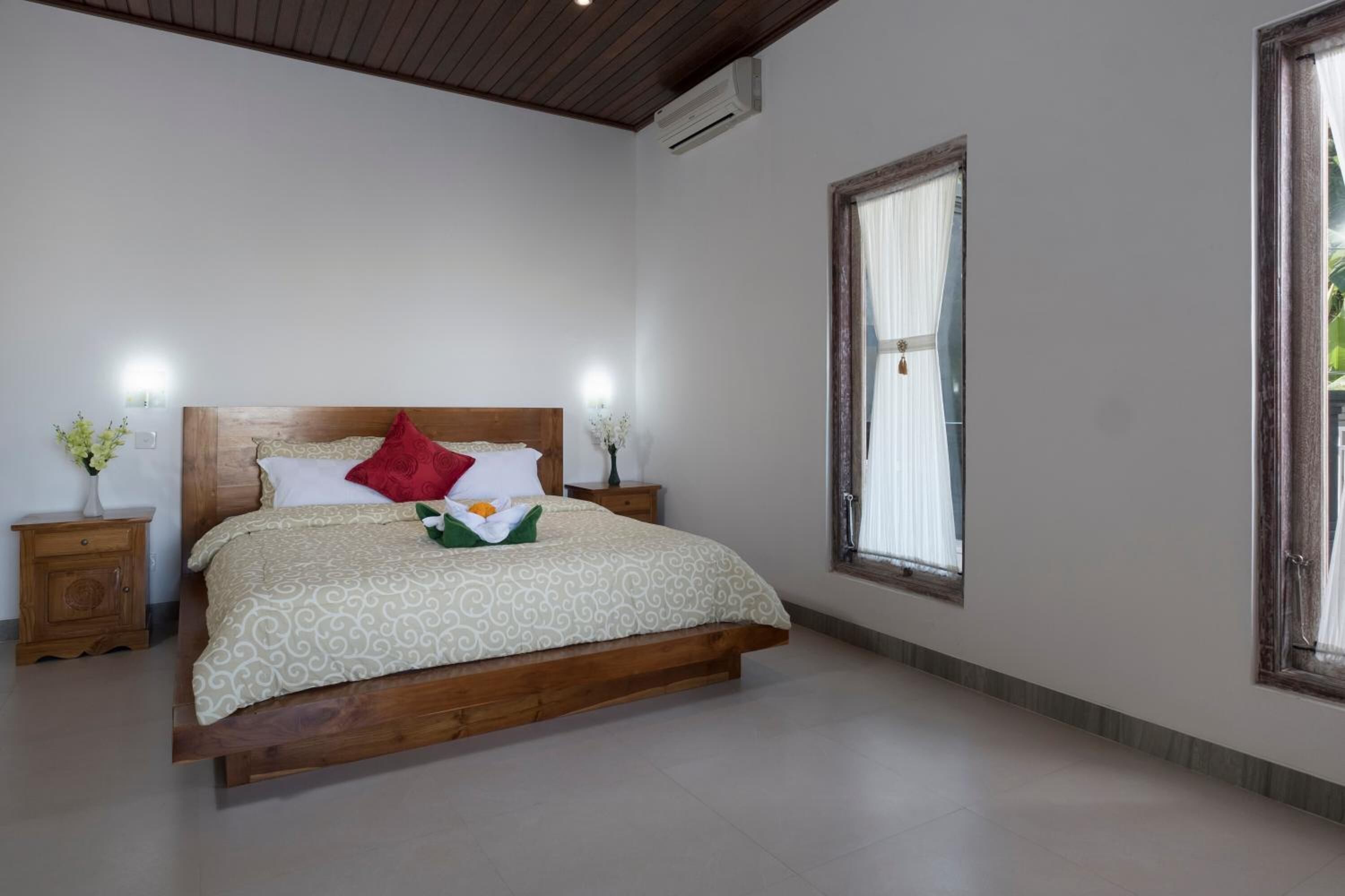 Villa Suari I