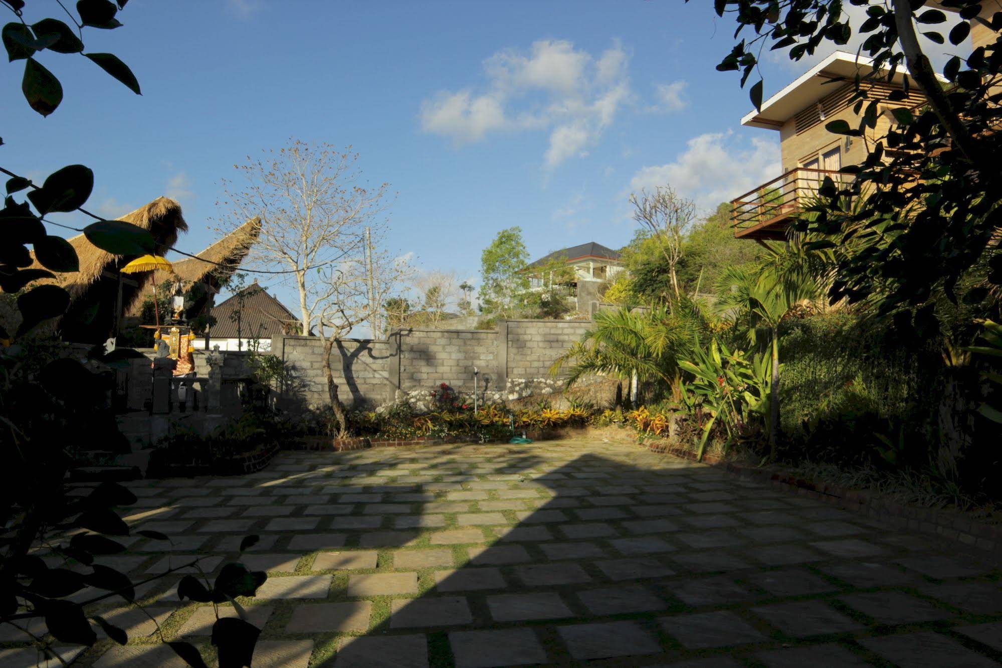 Bali Green Hills