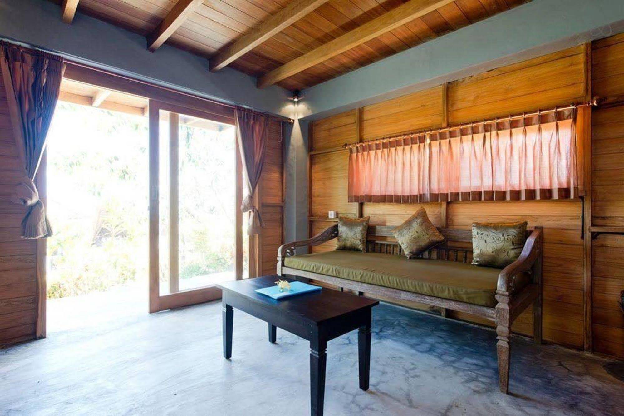Bali Green Hills