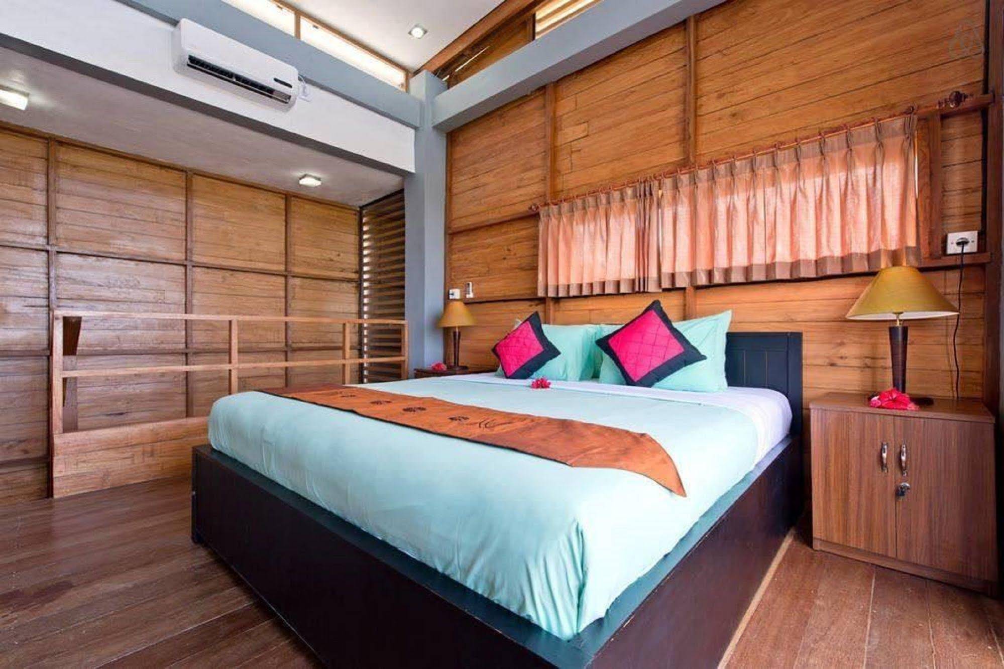 Bali Green Hills