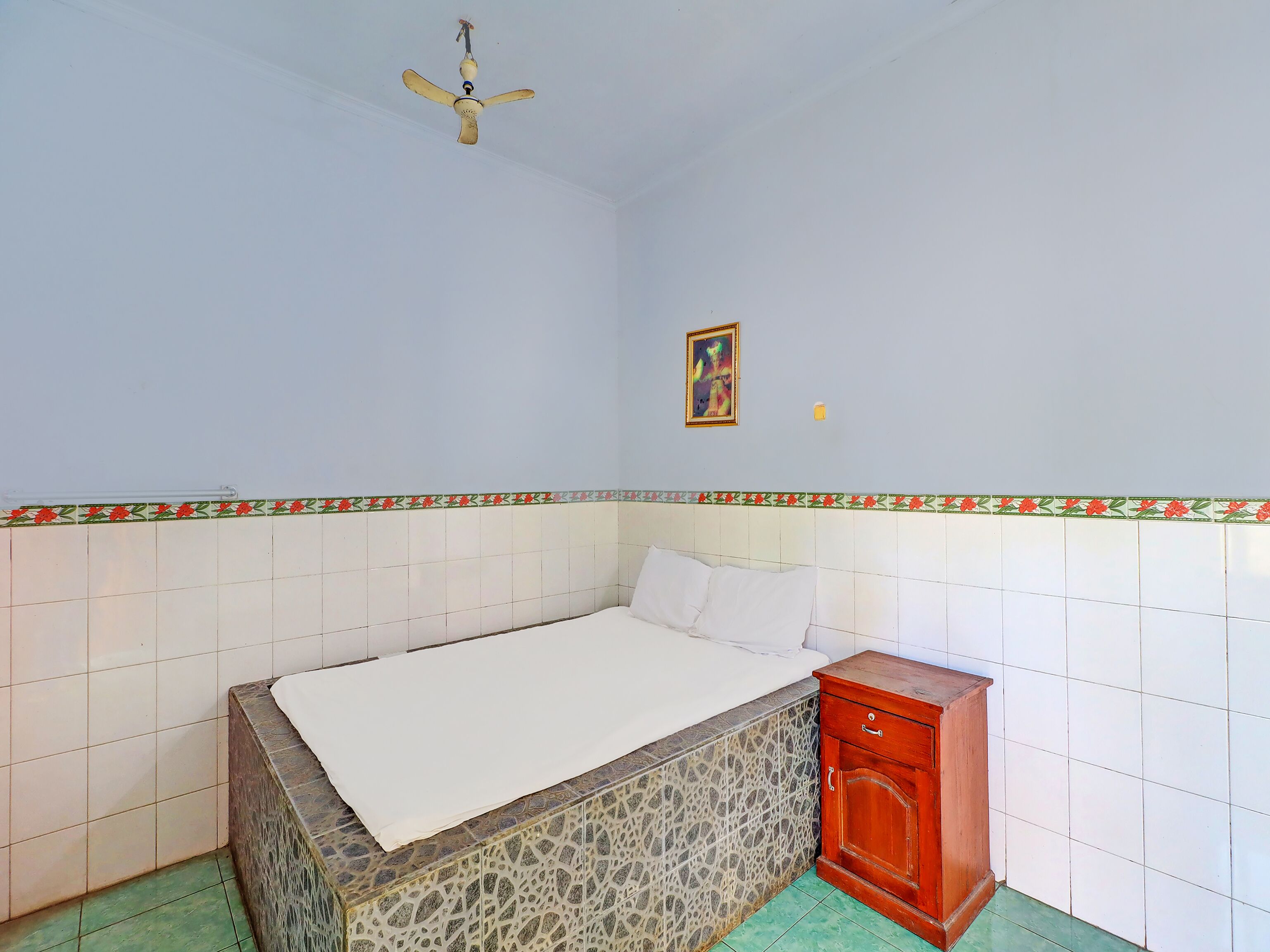 Spot On 92399 Hotel Sekar Jagat