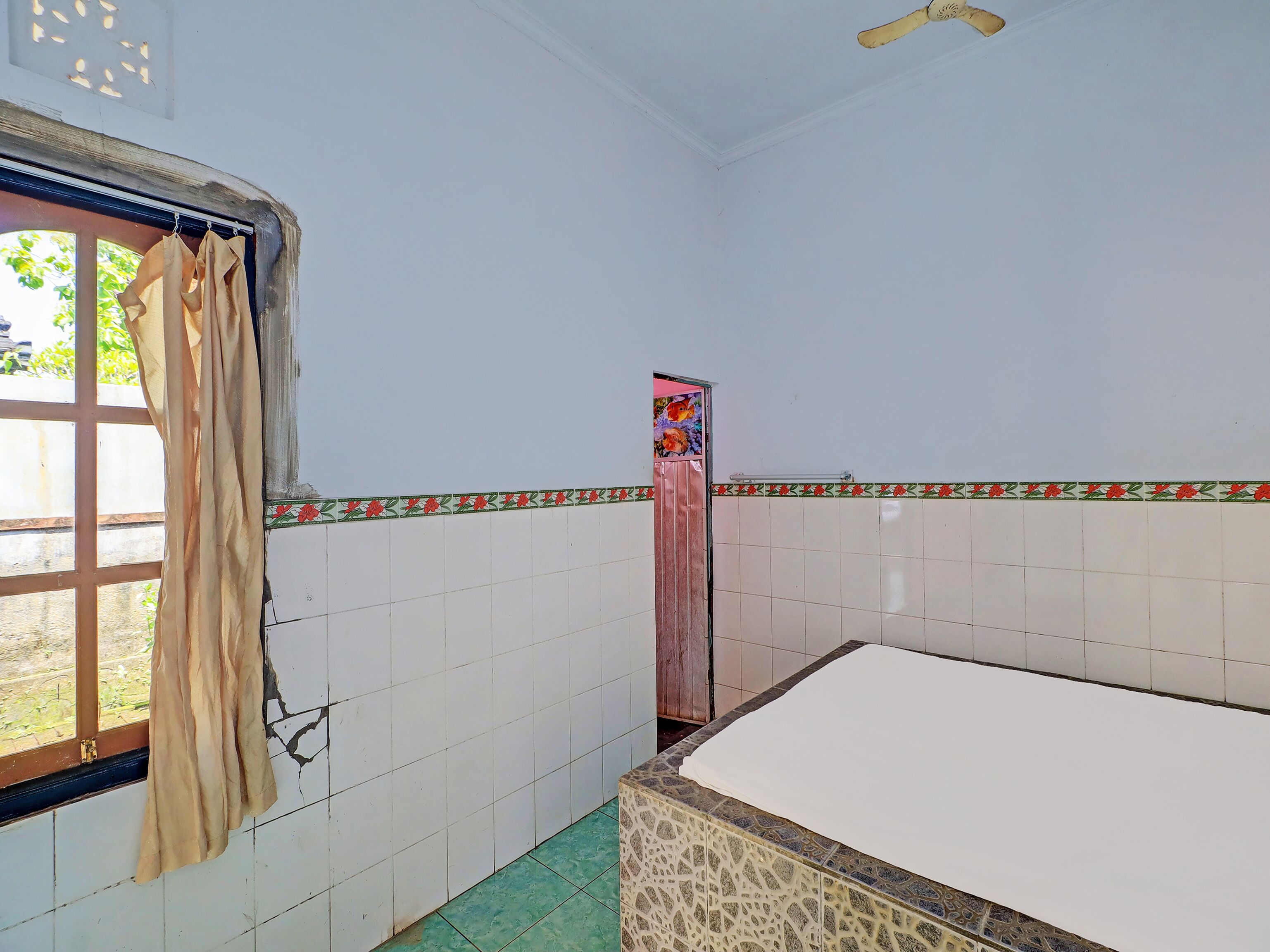 Spot On 92399 Hotel Sekar Jagat