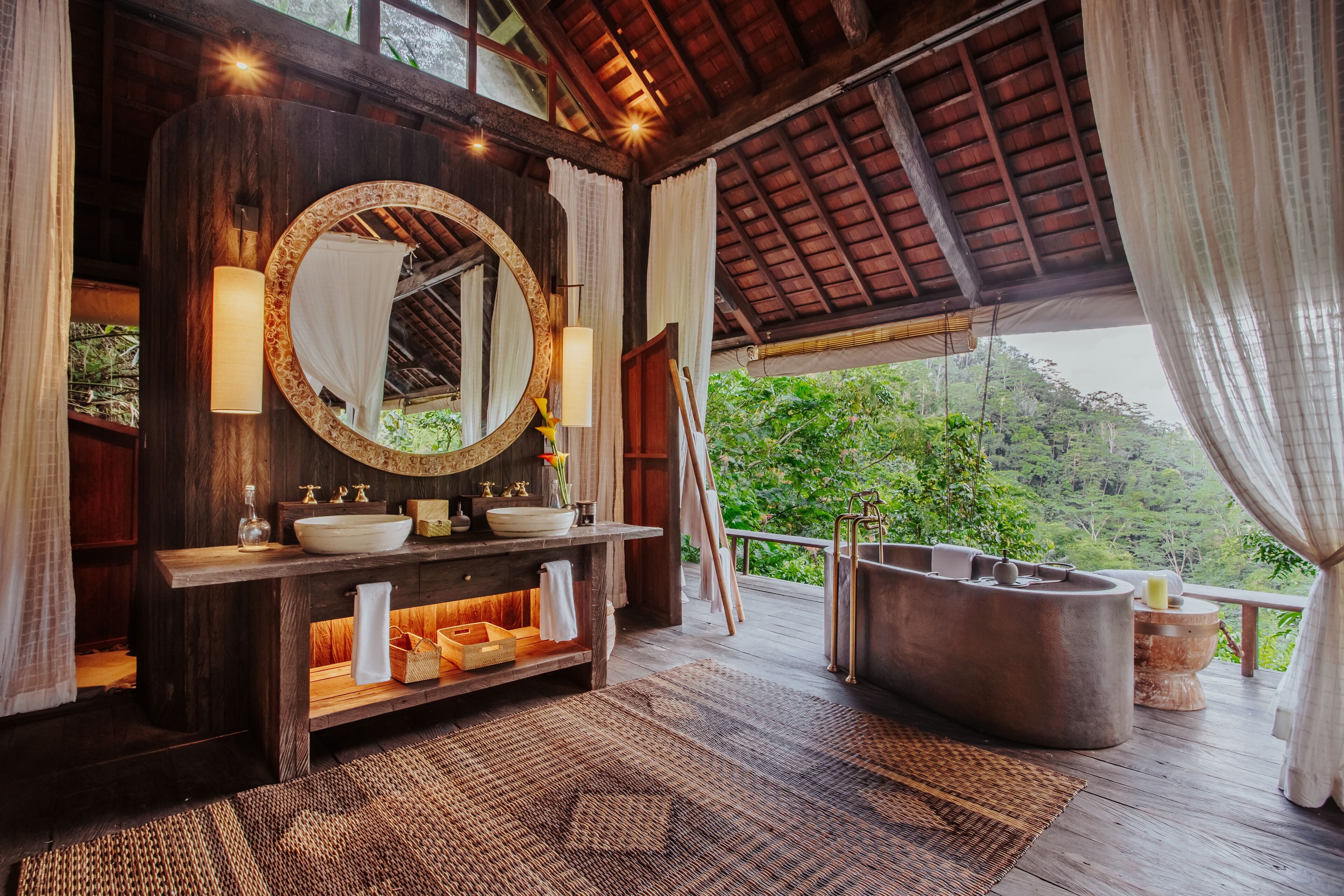 Buahan, A Banyan Tree Escape