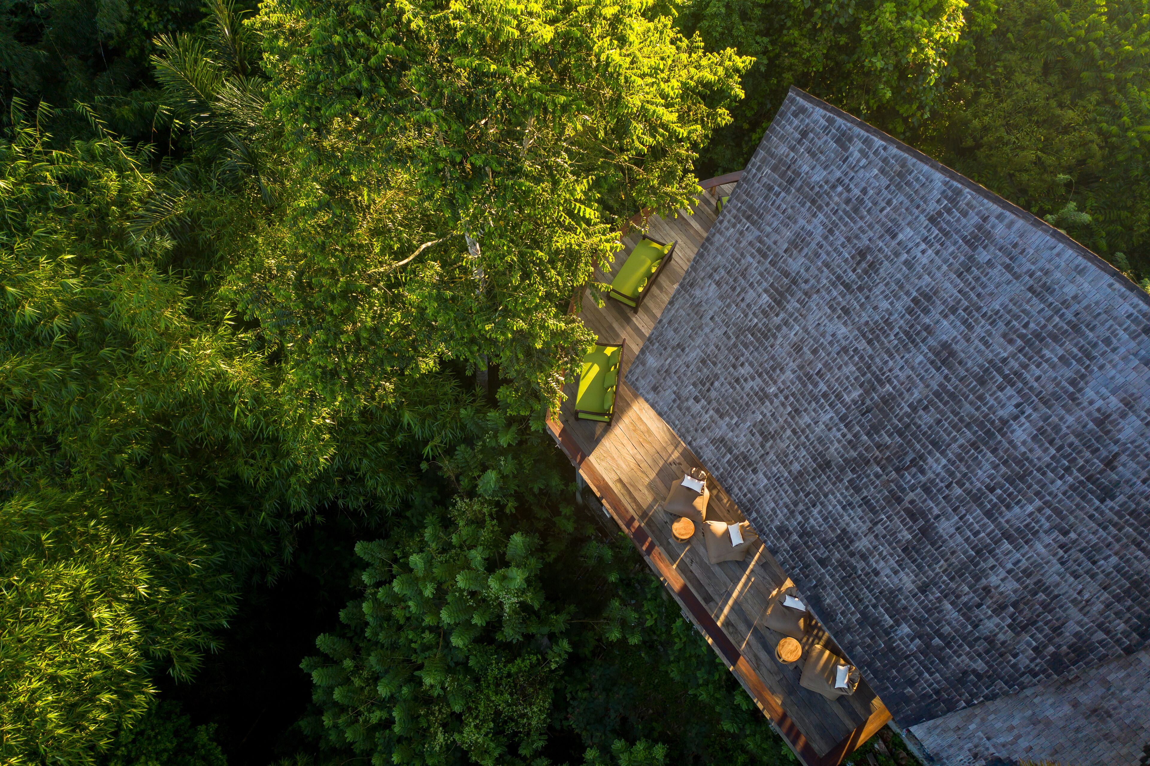 Buahan, A Banyan Tree Escape