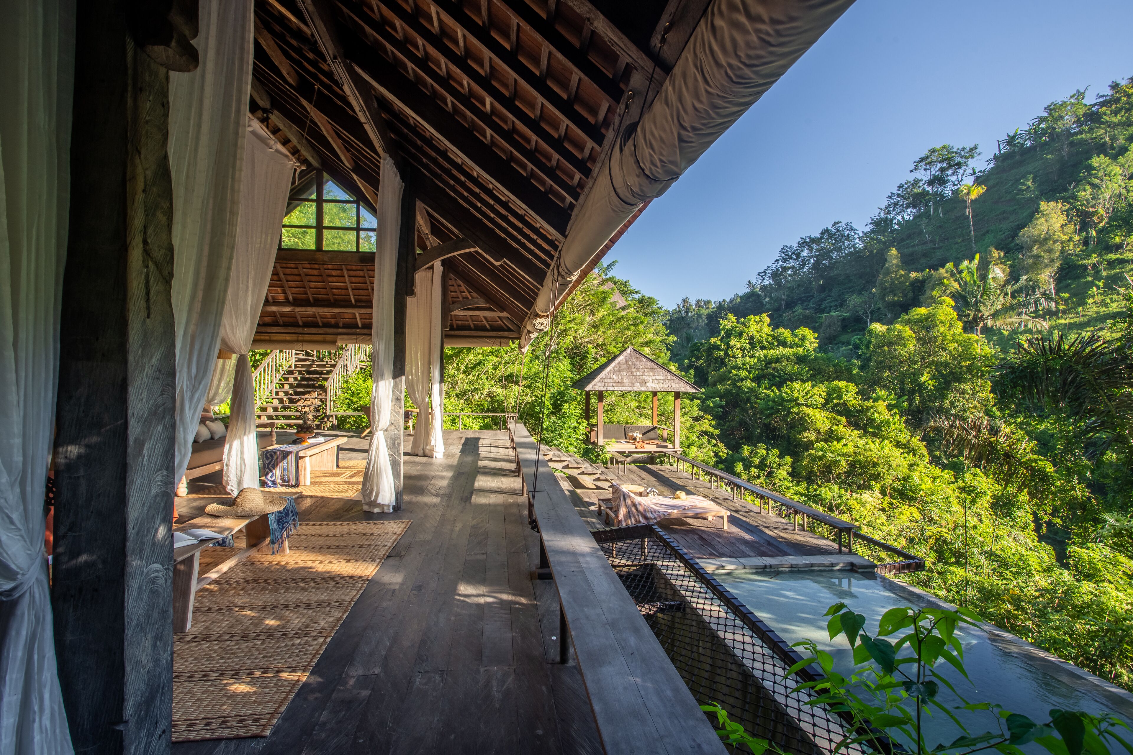 Buahan, A Banyan Tree Escape