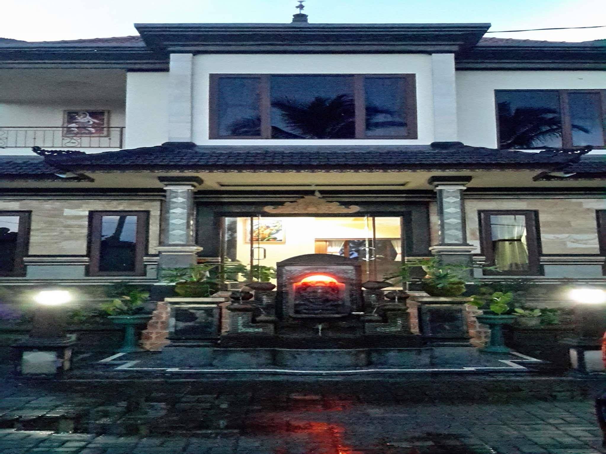Hotel Mawar Sari