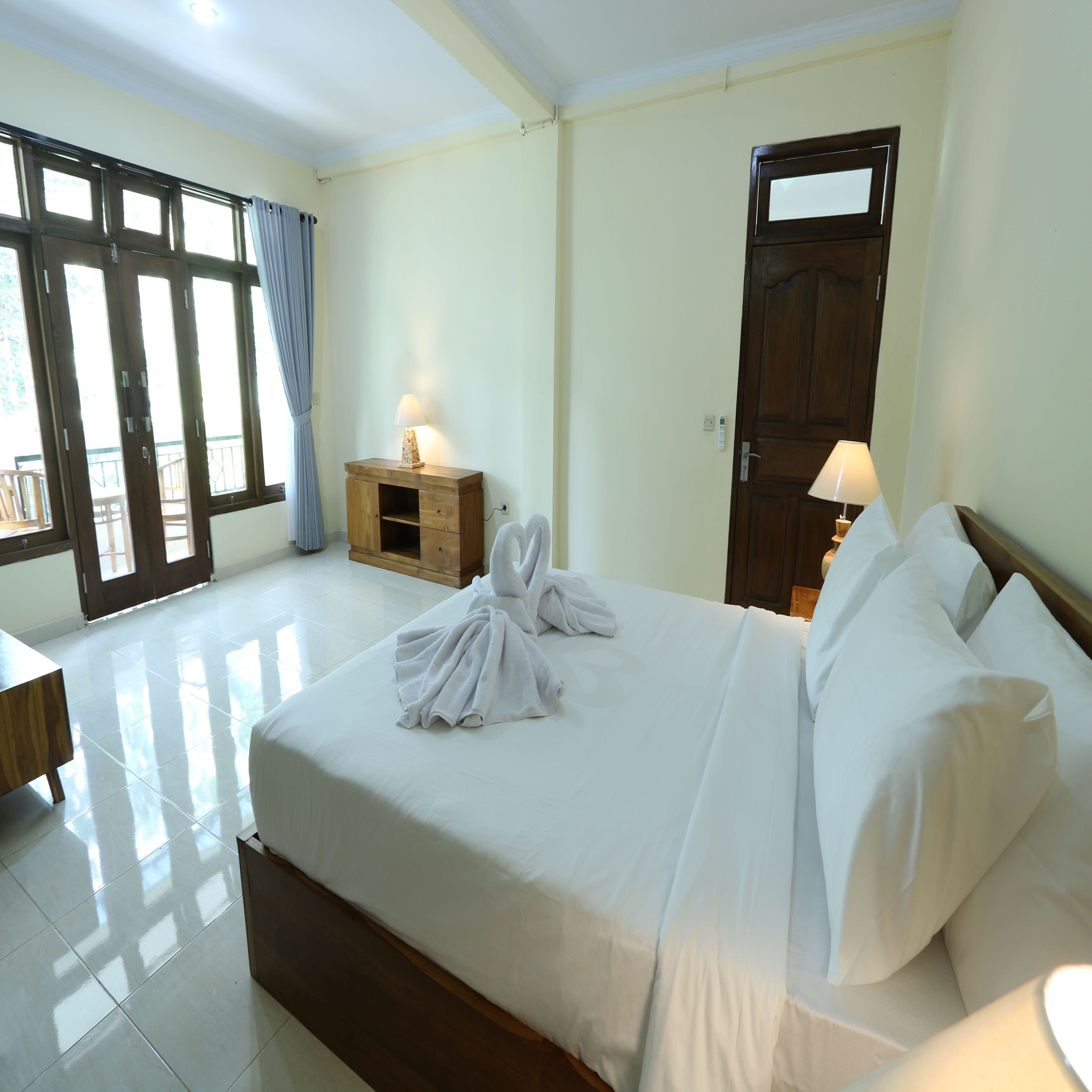 Vaneka Garden House