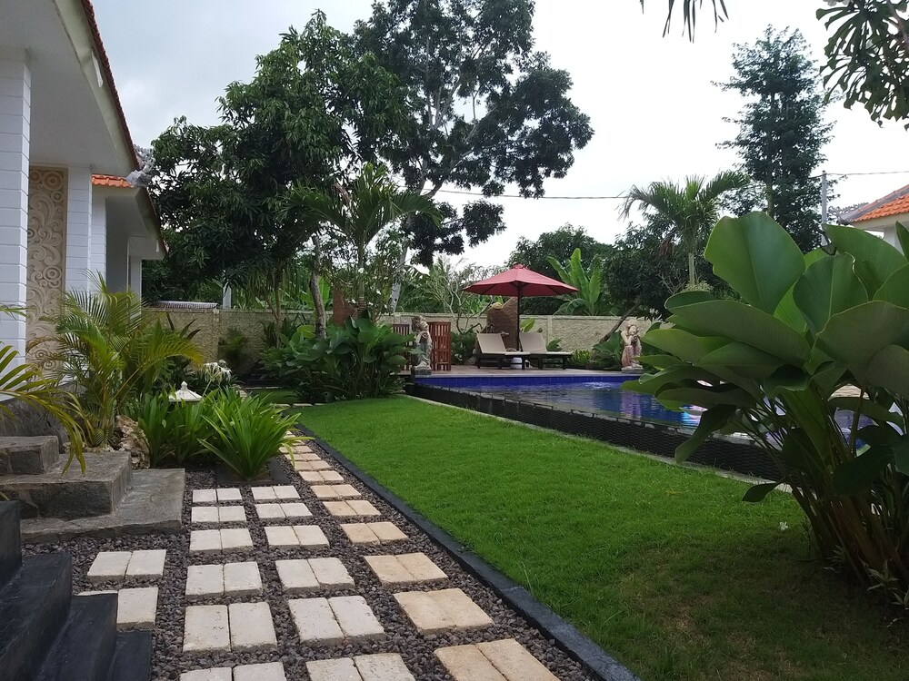 Adi Abian Villa