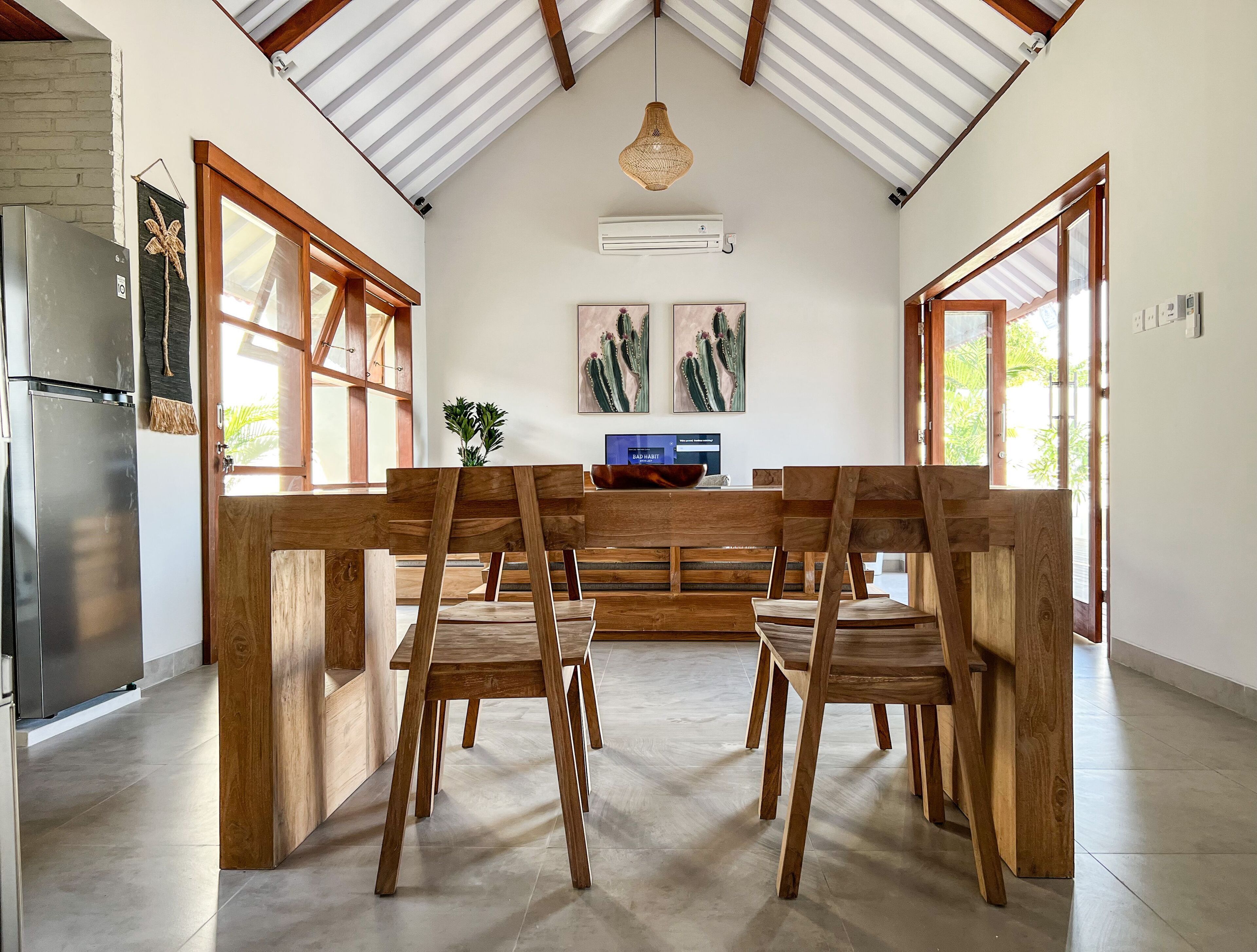 Moana Villa & Suites Bingin