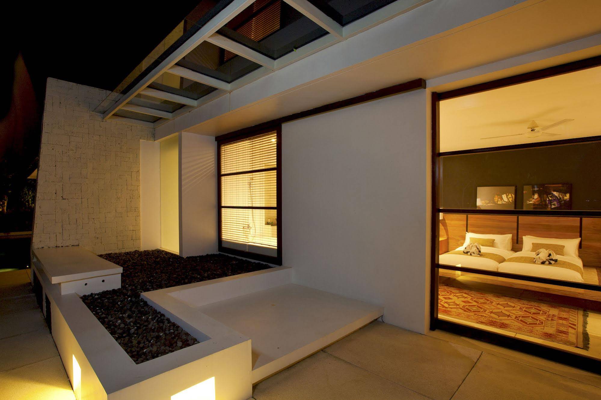Nomina Villas
