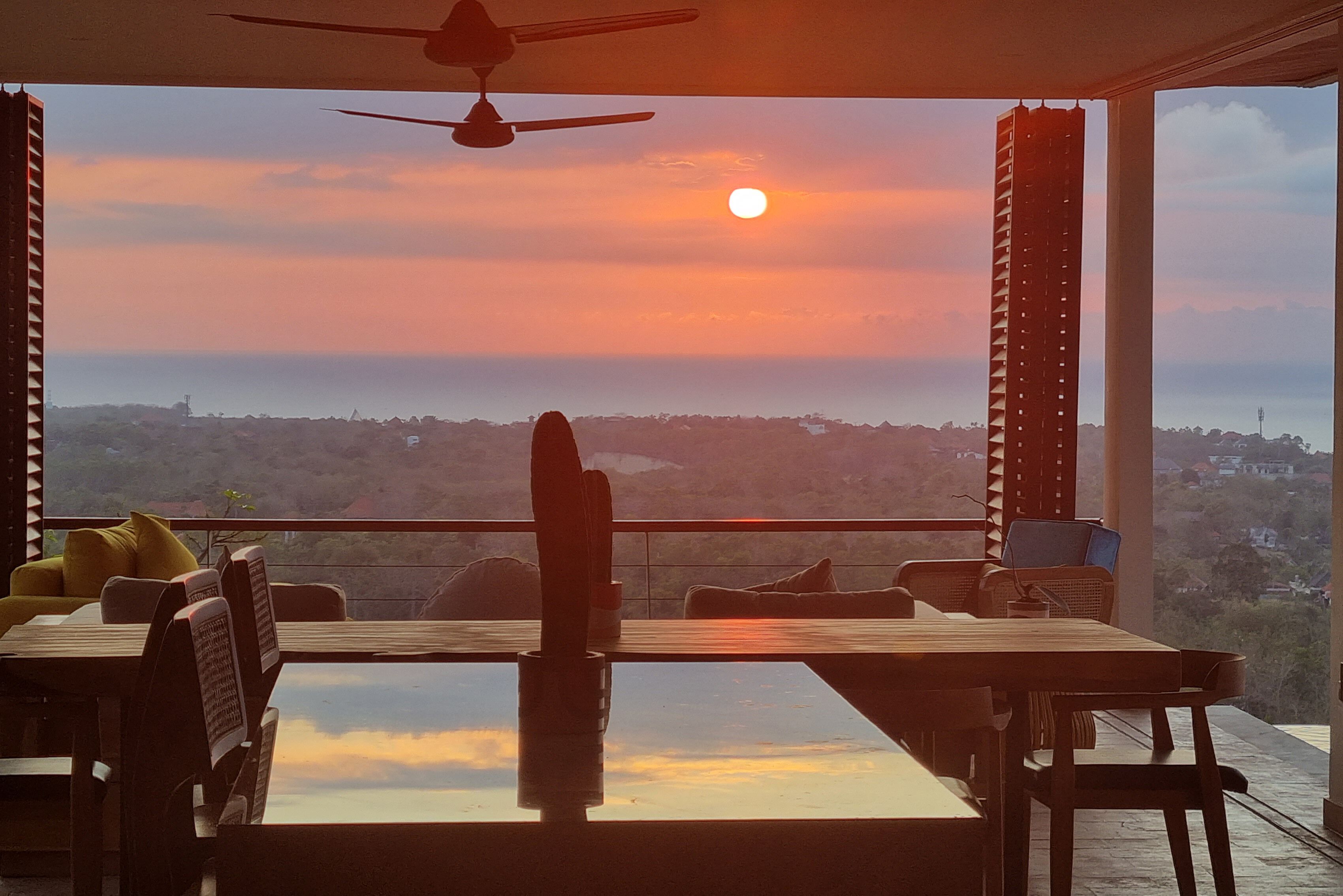 Uluwatu Sunset Hills