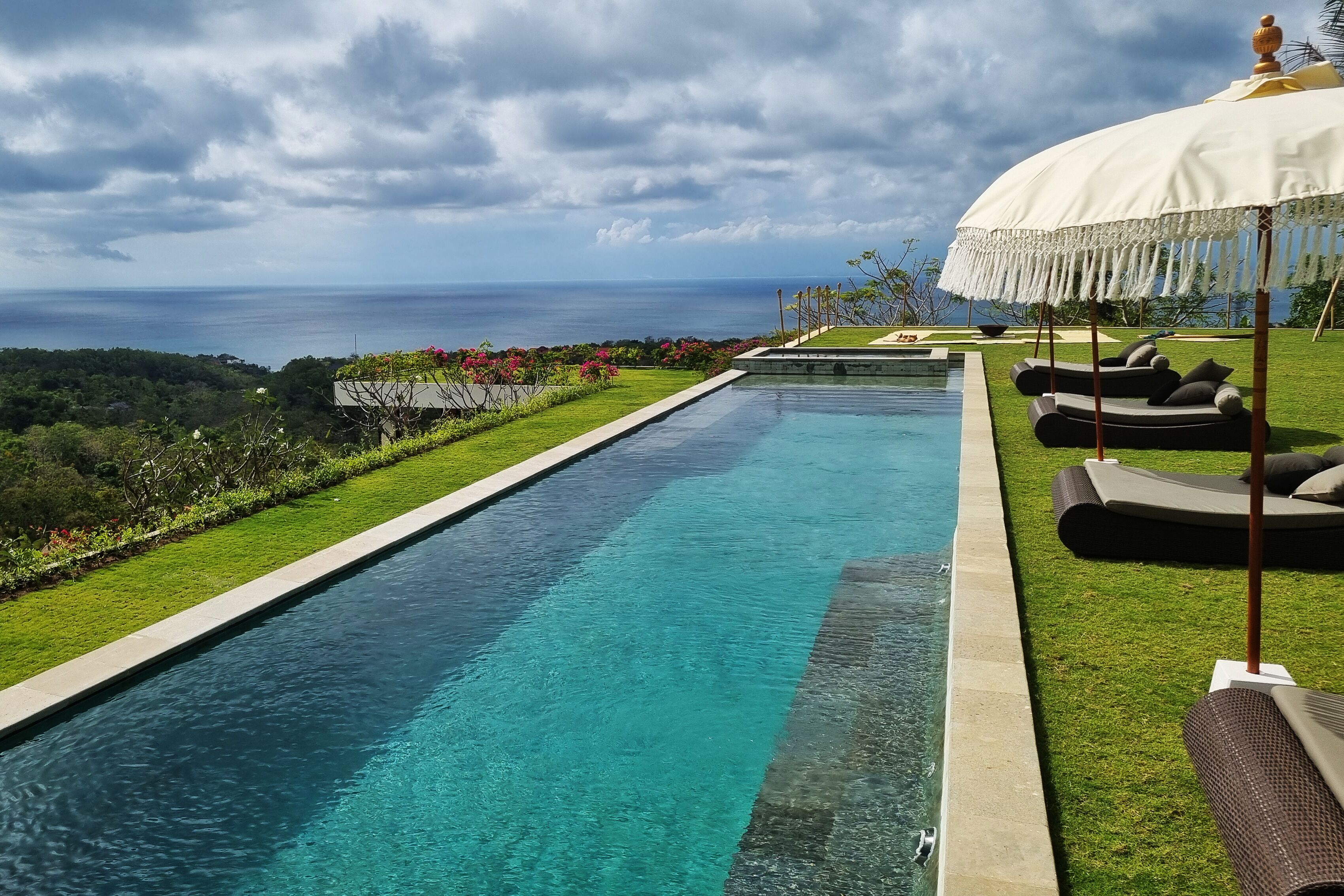 Uluwatu Sunset Hills