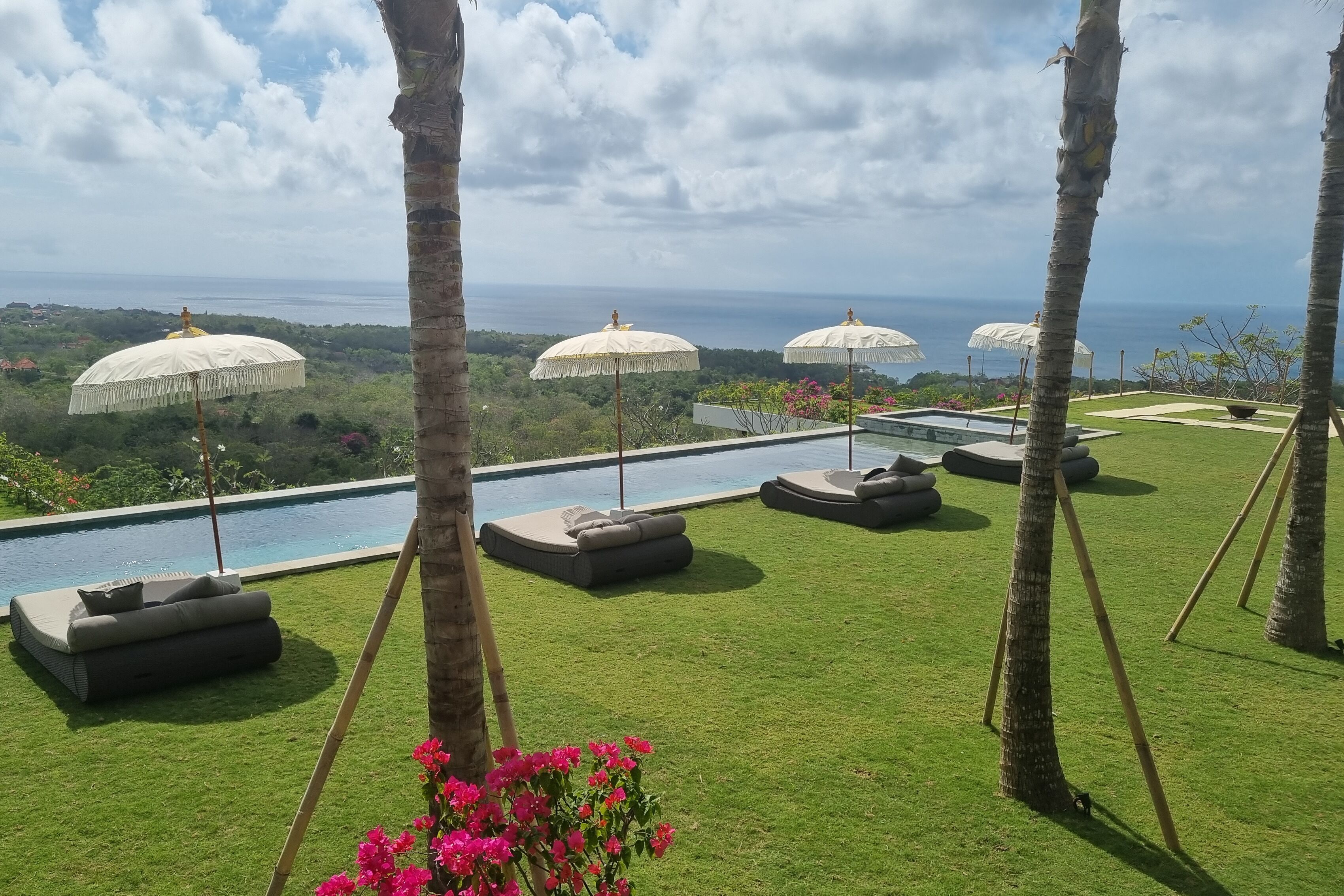 Uluwatu Sunset Hills