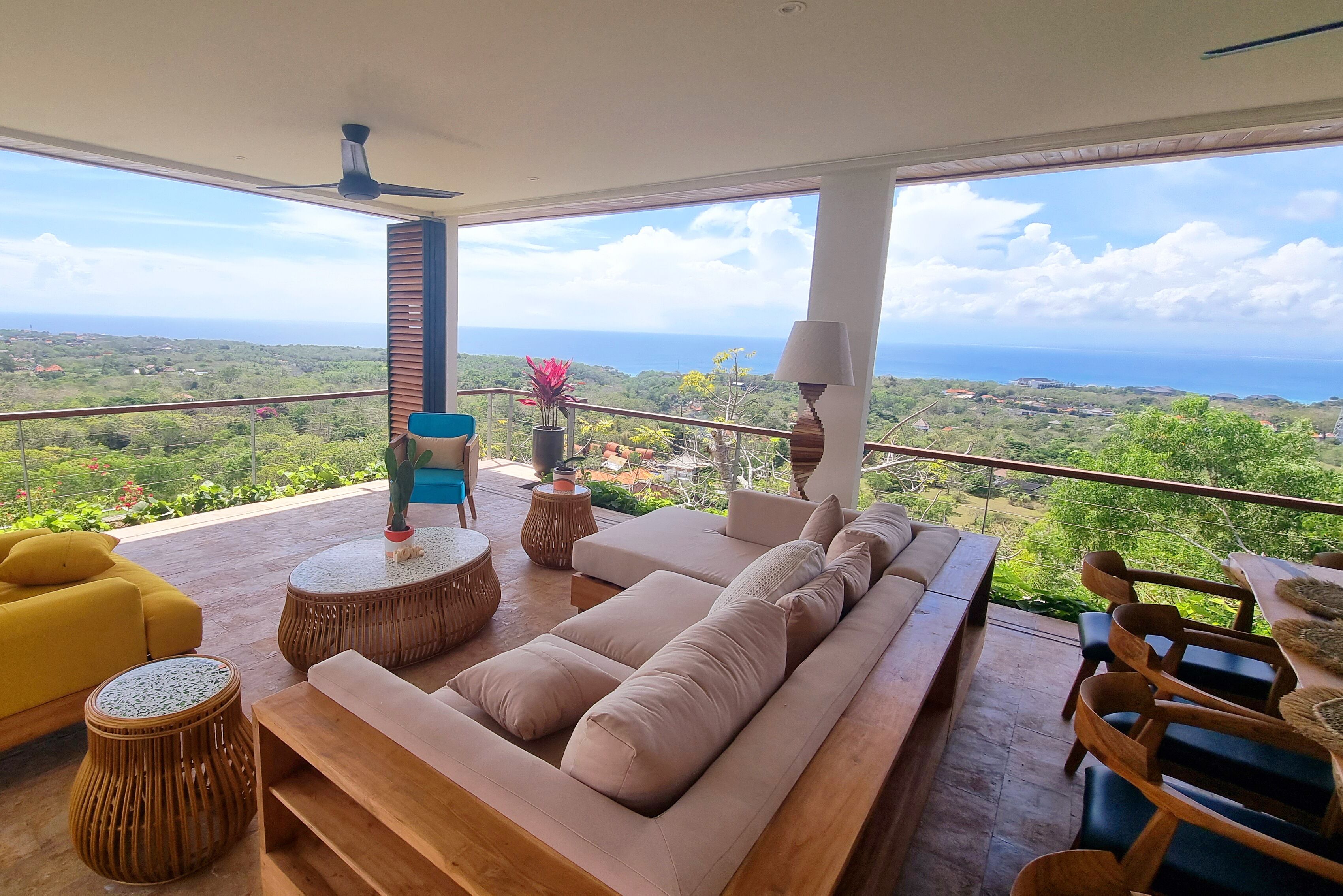Uluwatu Sunset Hills