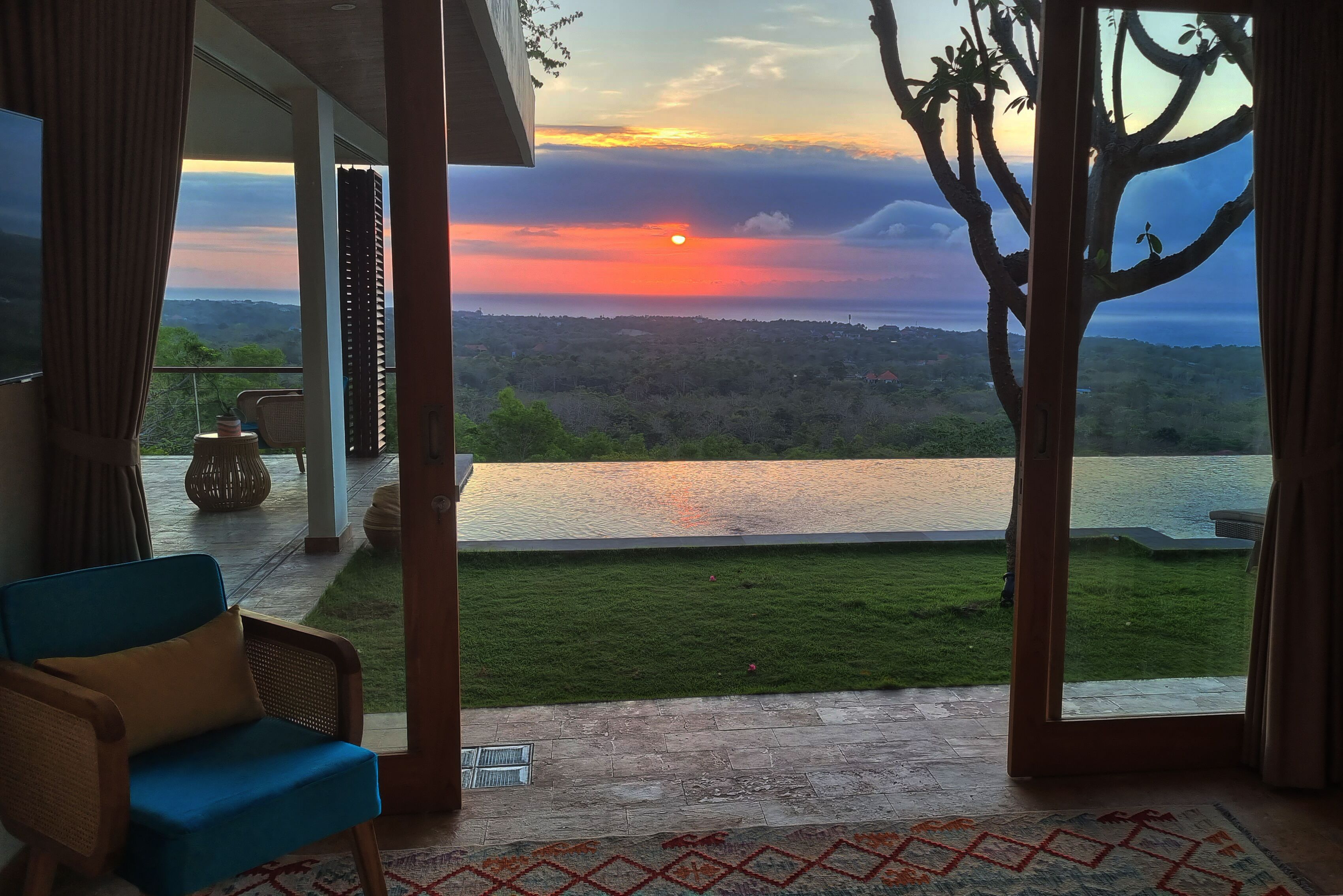 Uluwatu Sunset Hills