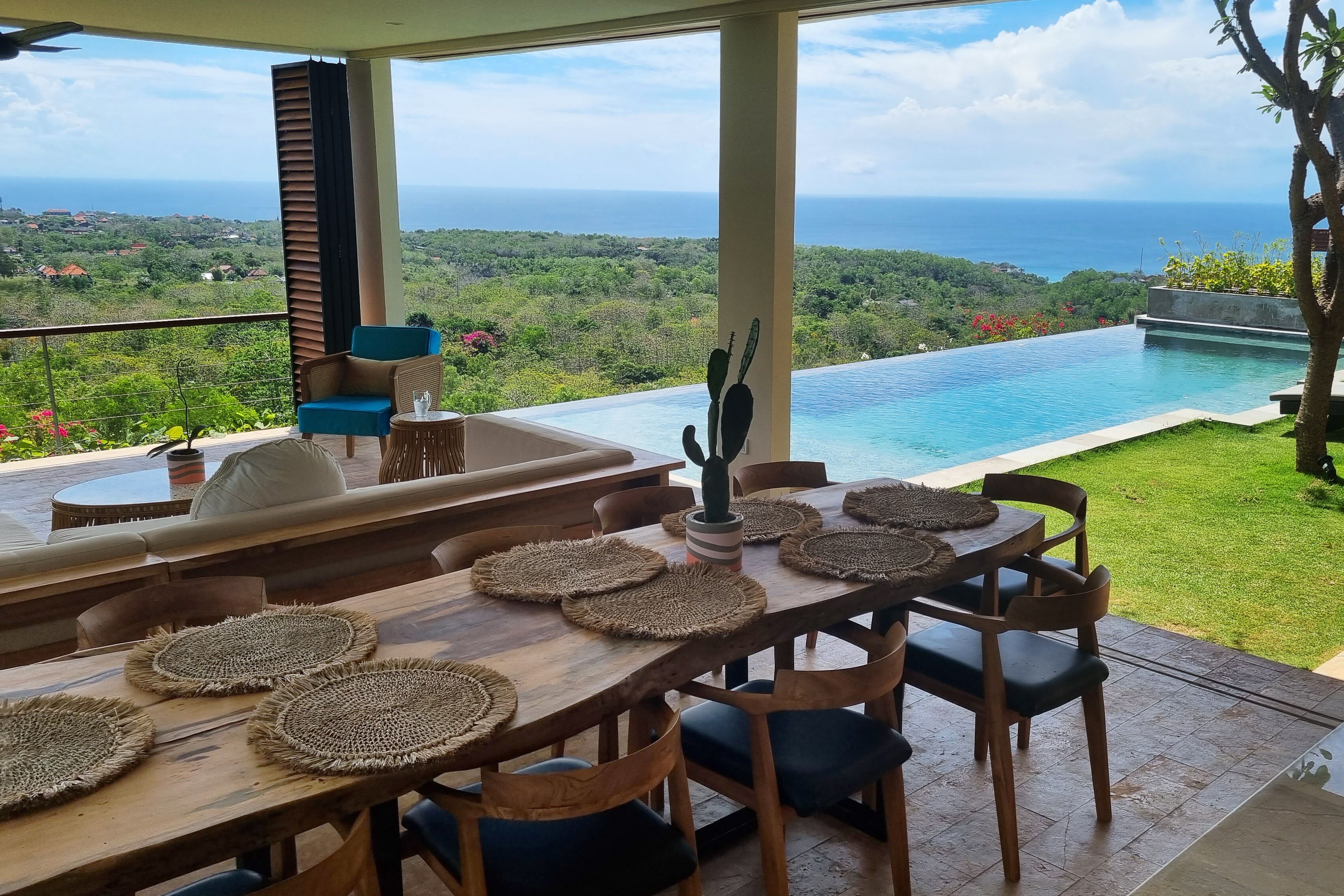 Uluwatu Sunset Hills