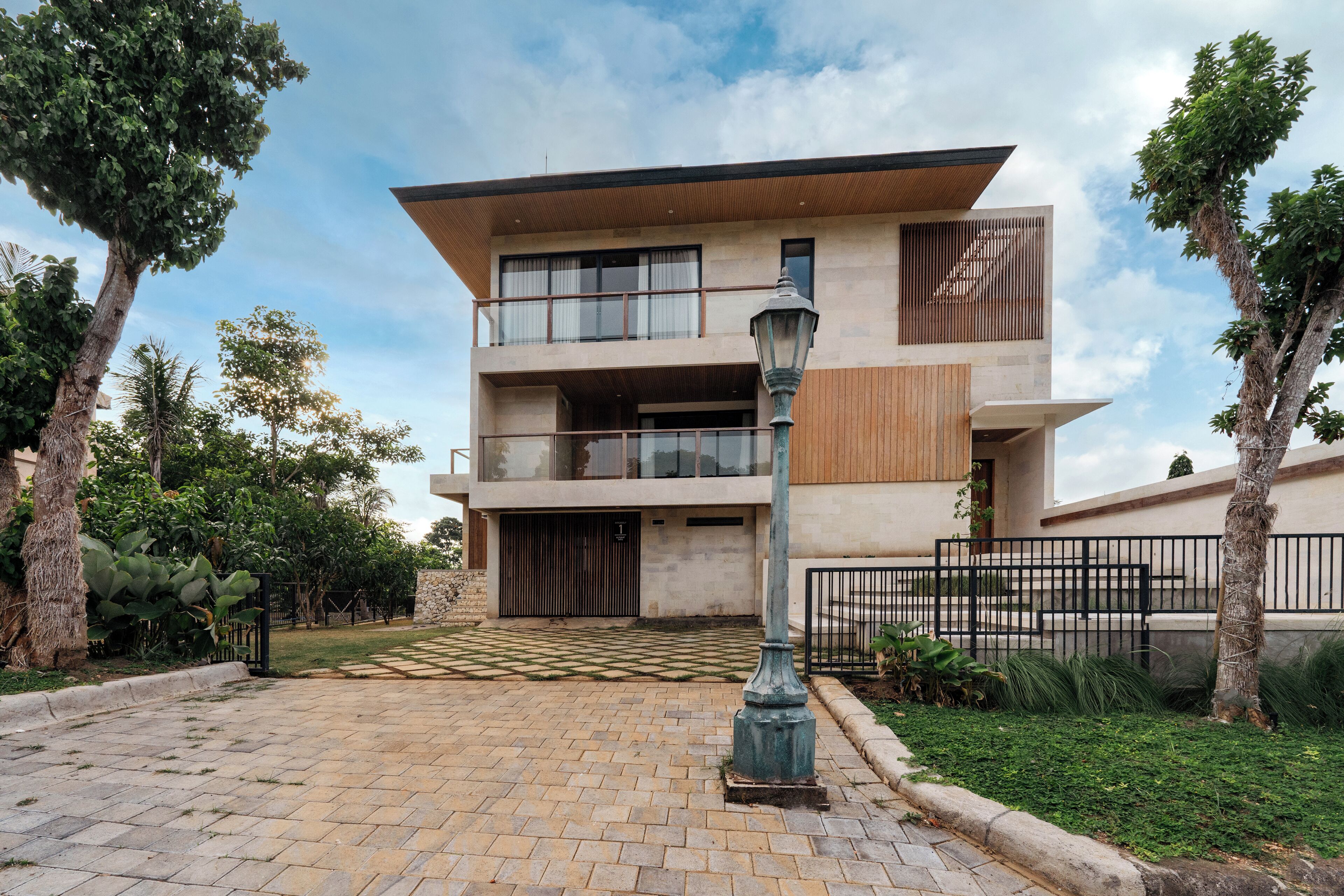 Villa Avocagolf Uluwatu by Nakula