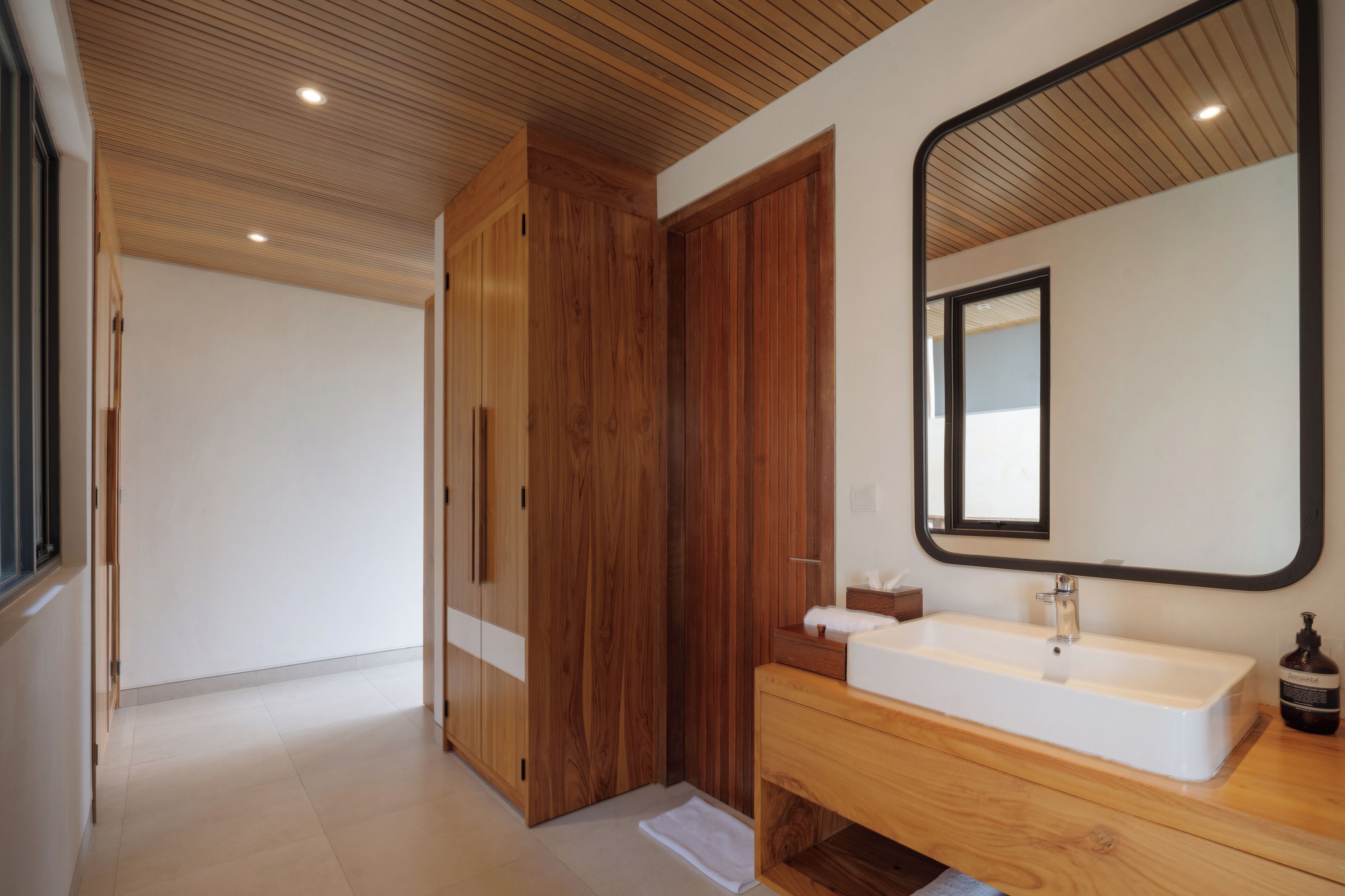 Villa Avocagolf Uluwatu by Nakula