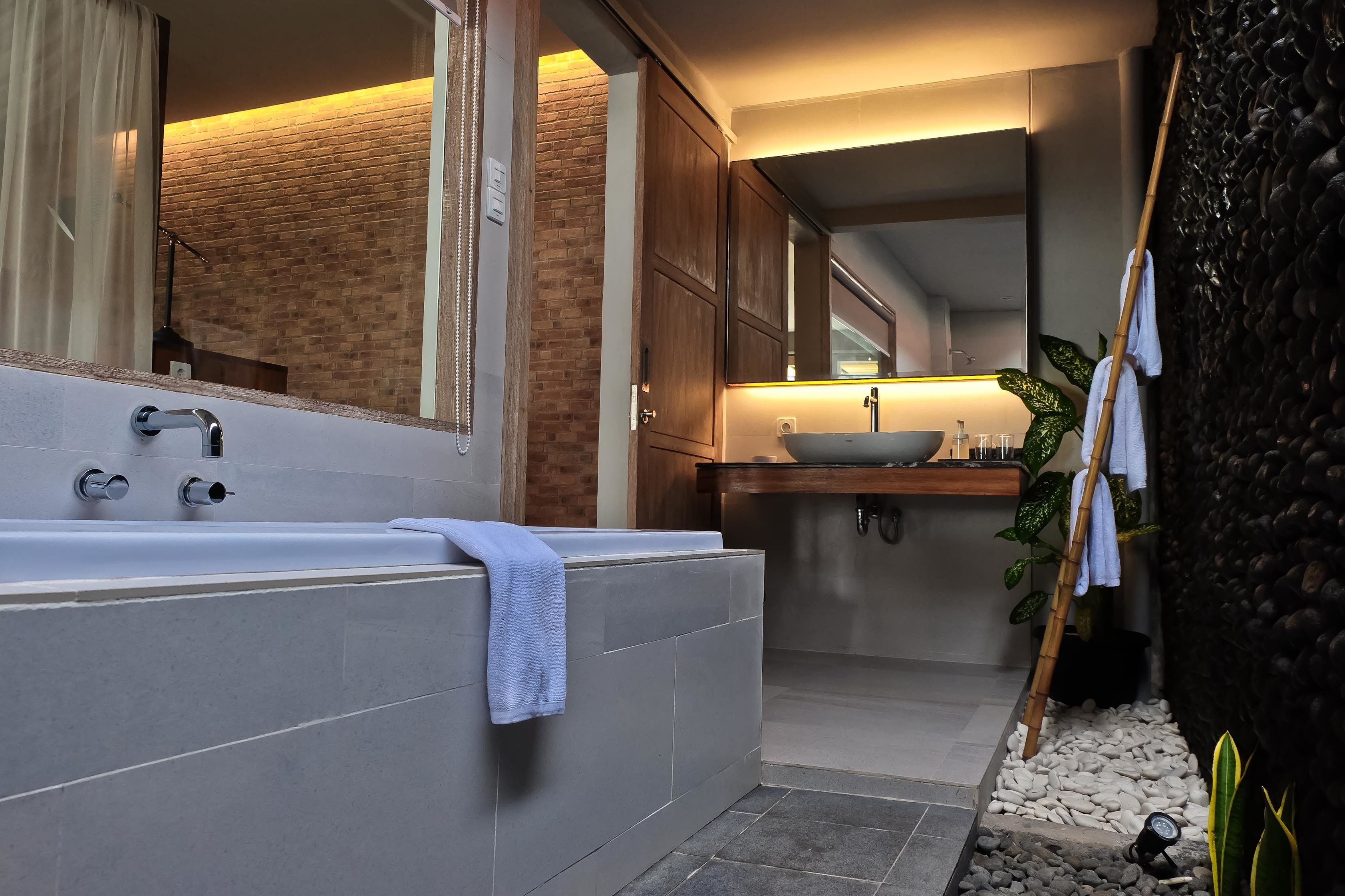 Umadewi Surf & Suites